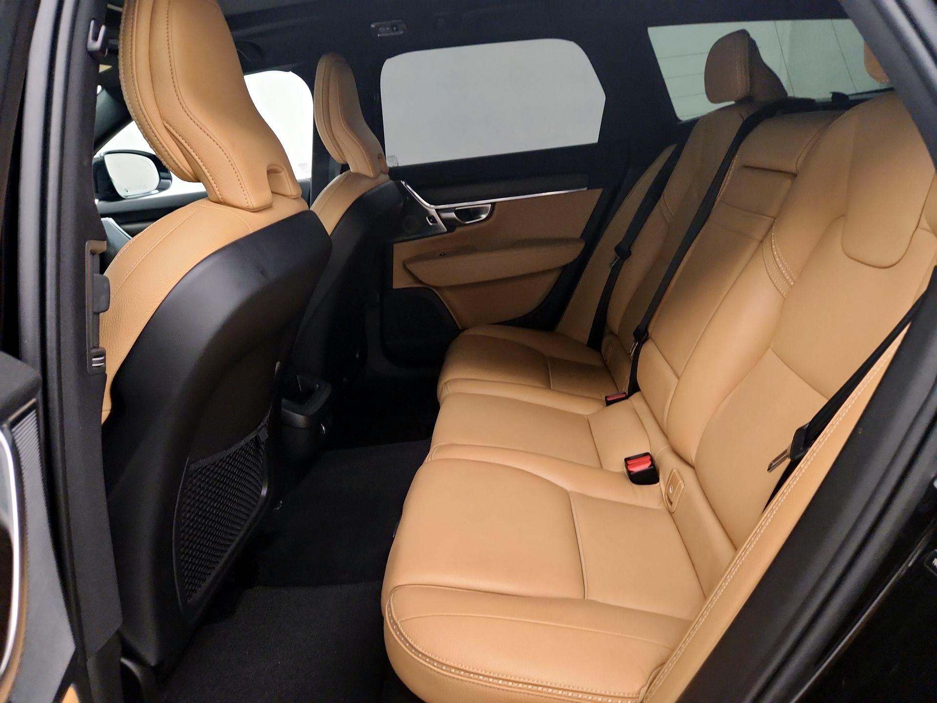 Thumbnail: 2020 Volvo S90 - 19