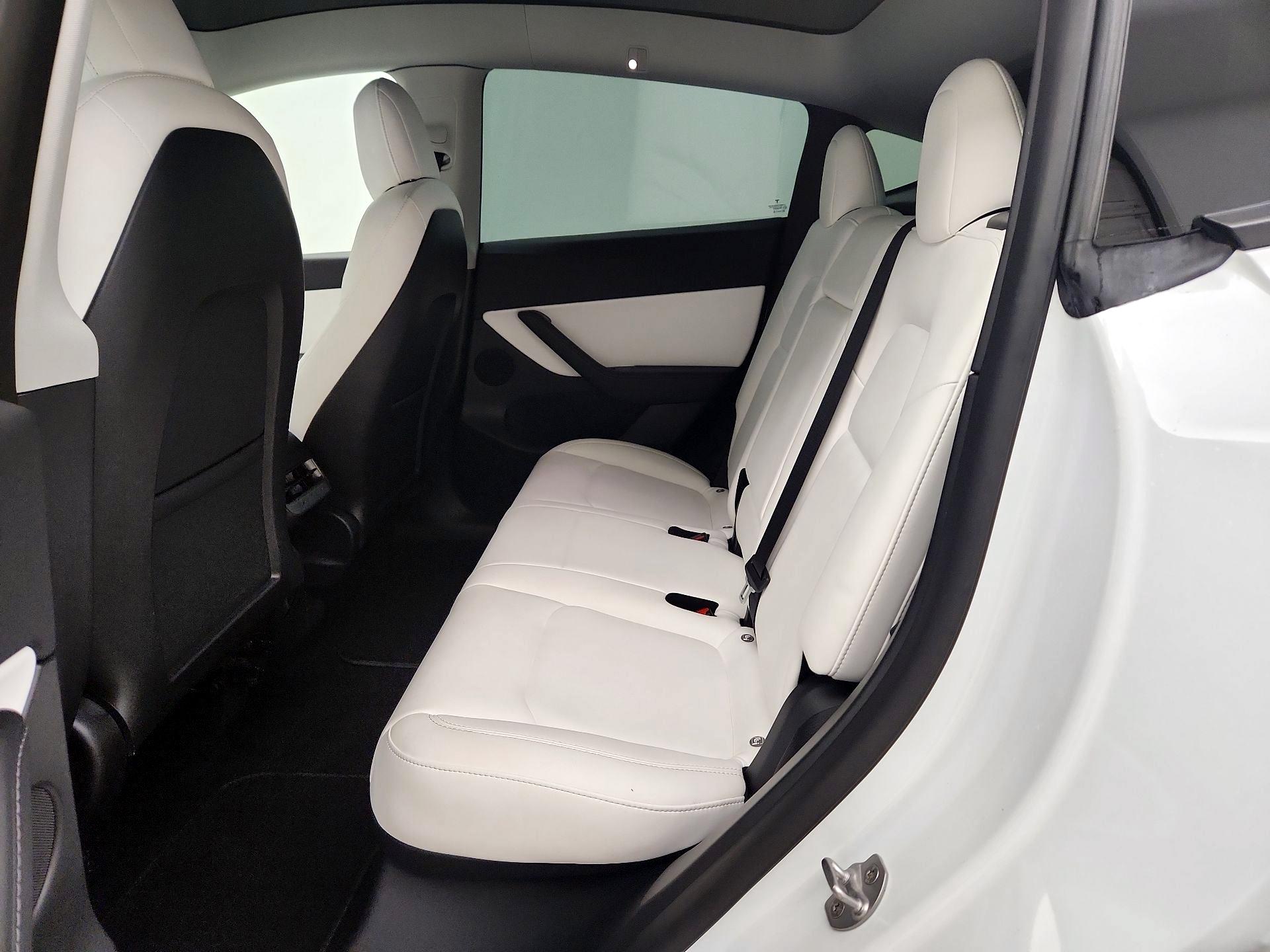 Thumbnail: 2022 Tesla Model Y - 18
