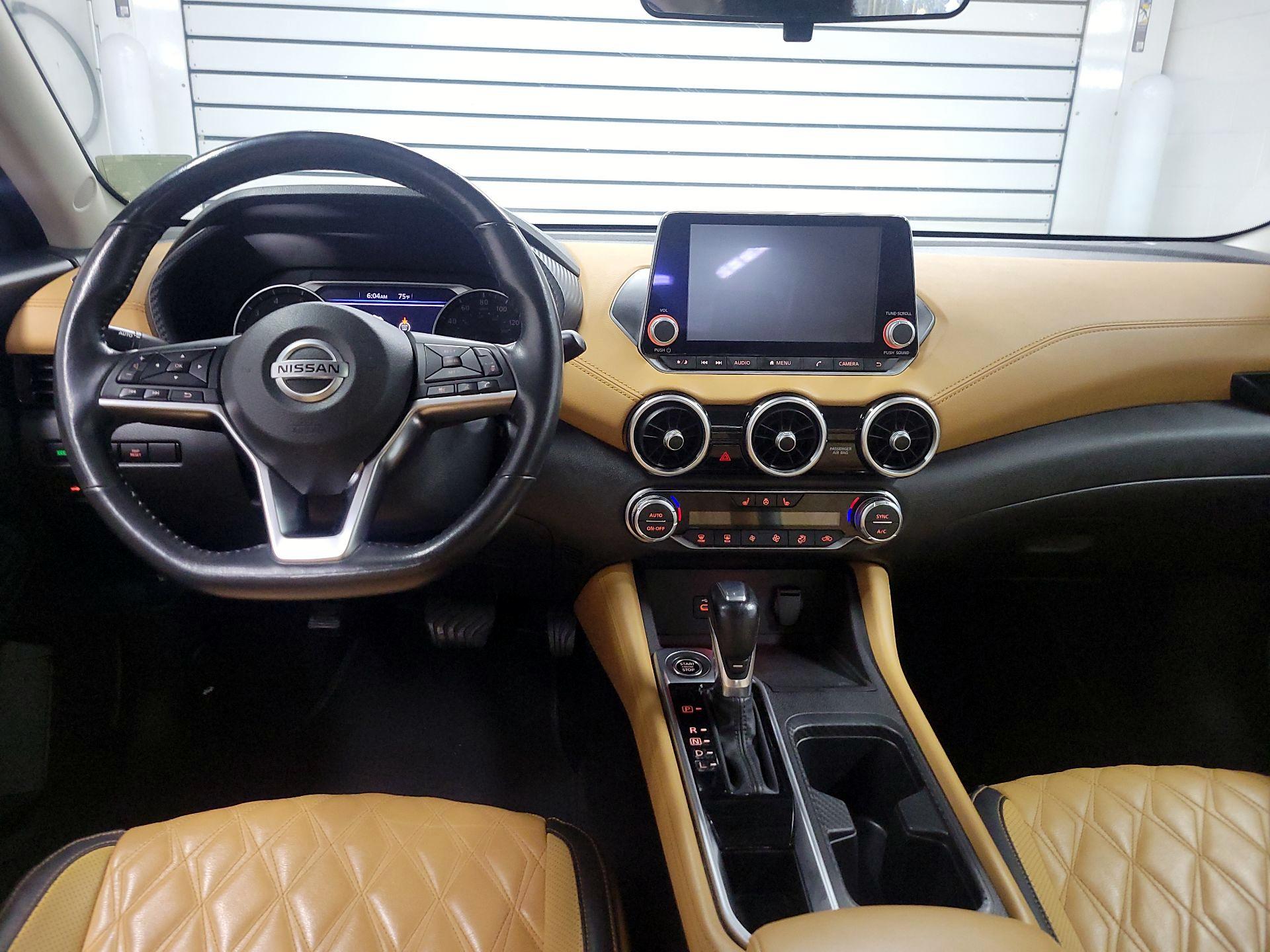 Thumbnail: 2023 Nissan Sentra - 9