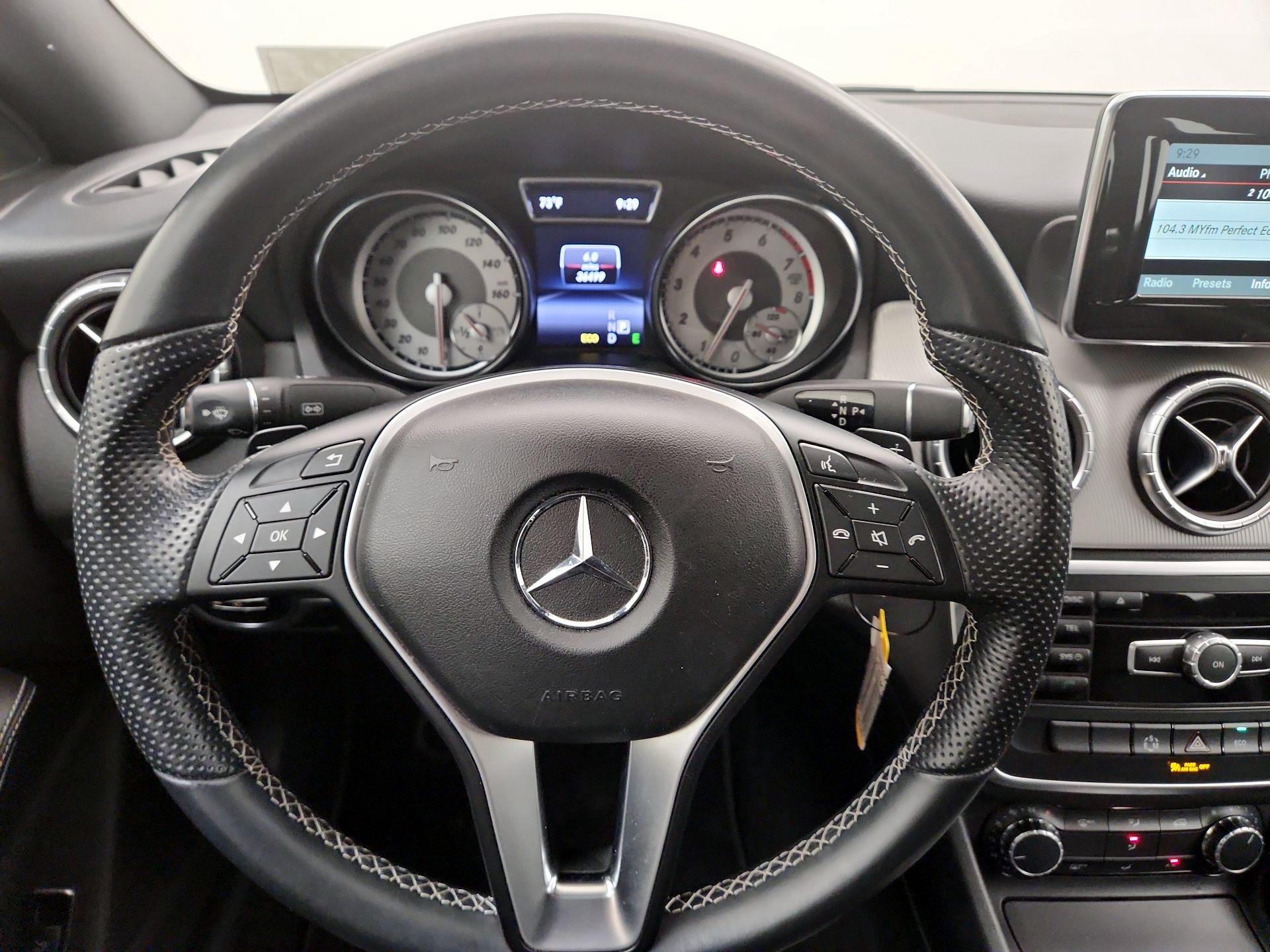 Thumbnail: 2014 Mercedes-Benz CLA - 10