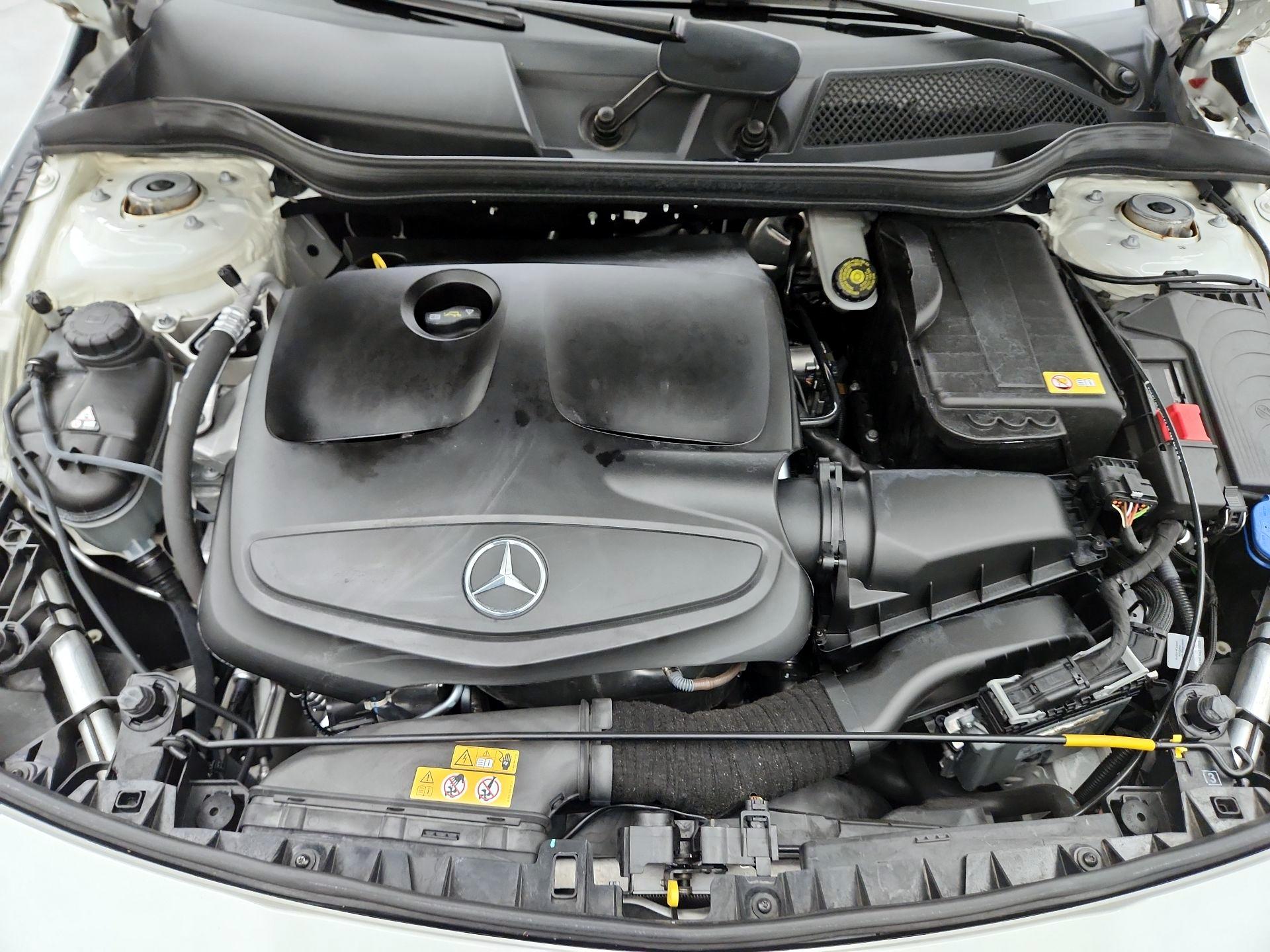 Thumbnail: 2014 Mercedes-Benz CLA - 19