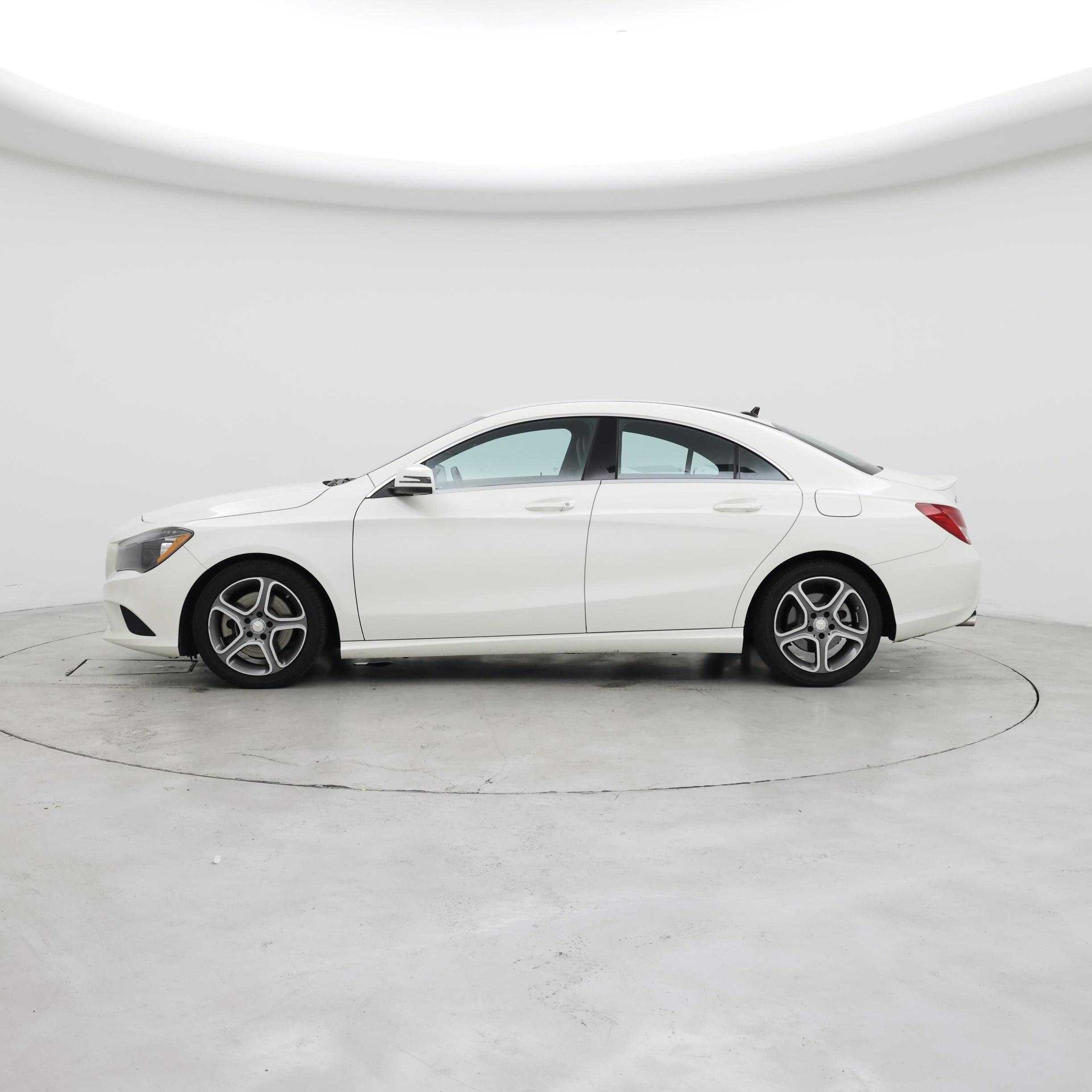 Thumbnail: 2014 Mercedes-Benz CLA - 3