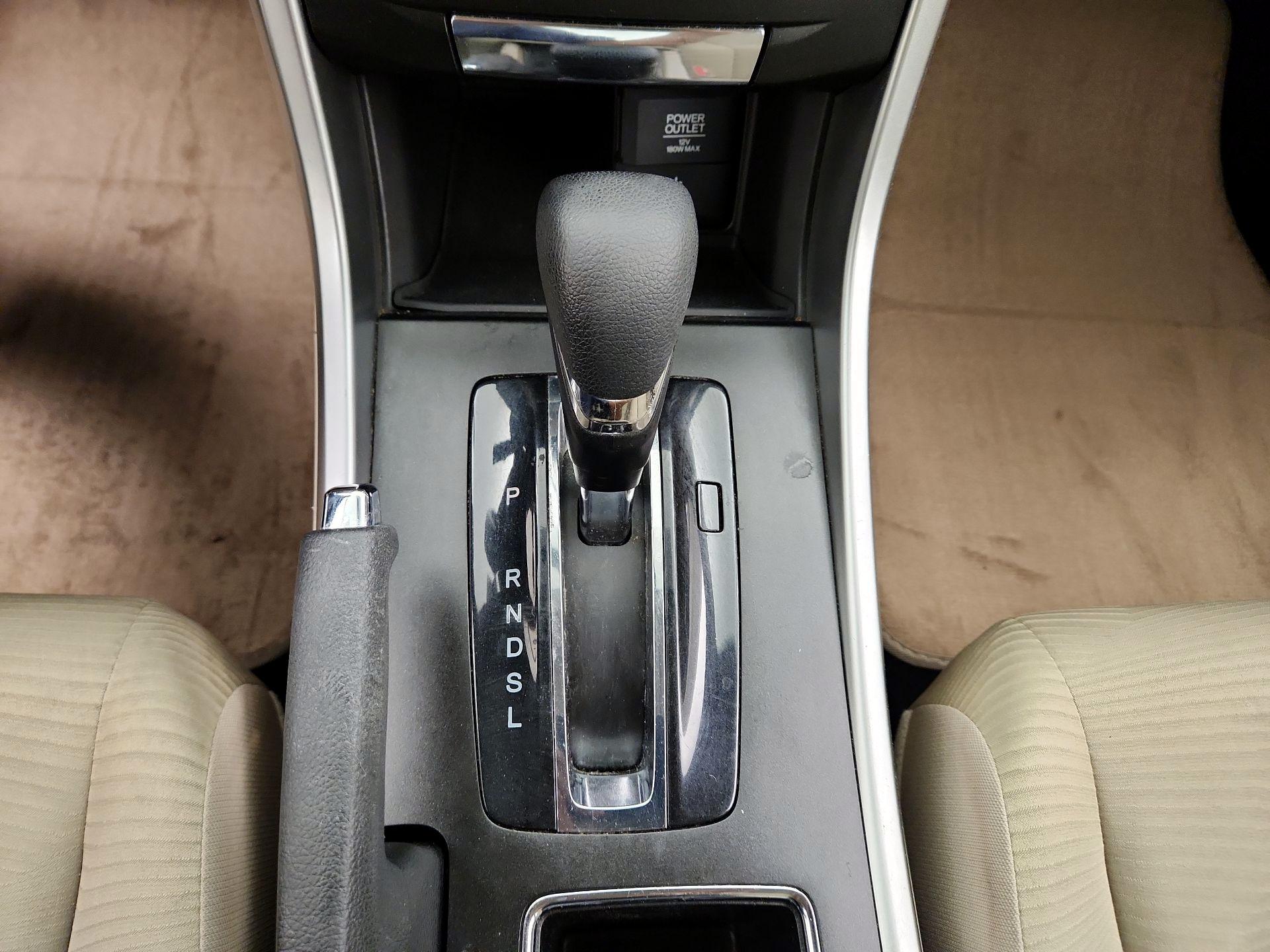 Thumbnail: 2014 Honda Accord - 17