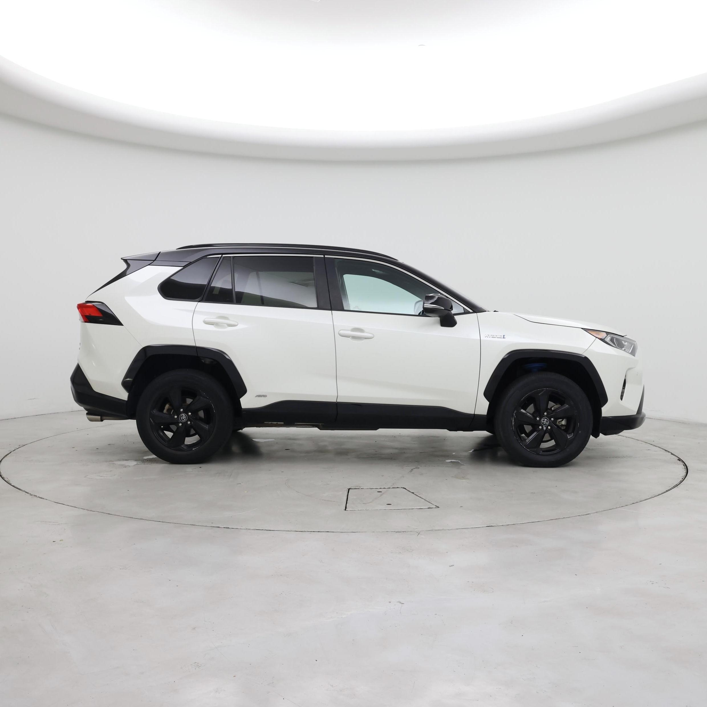 Thumbnail: 2020 Toyota RAV4 - 7