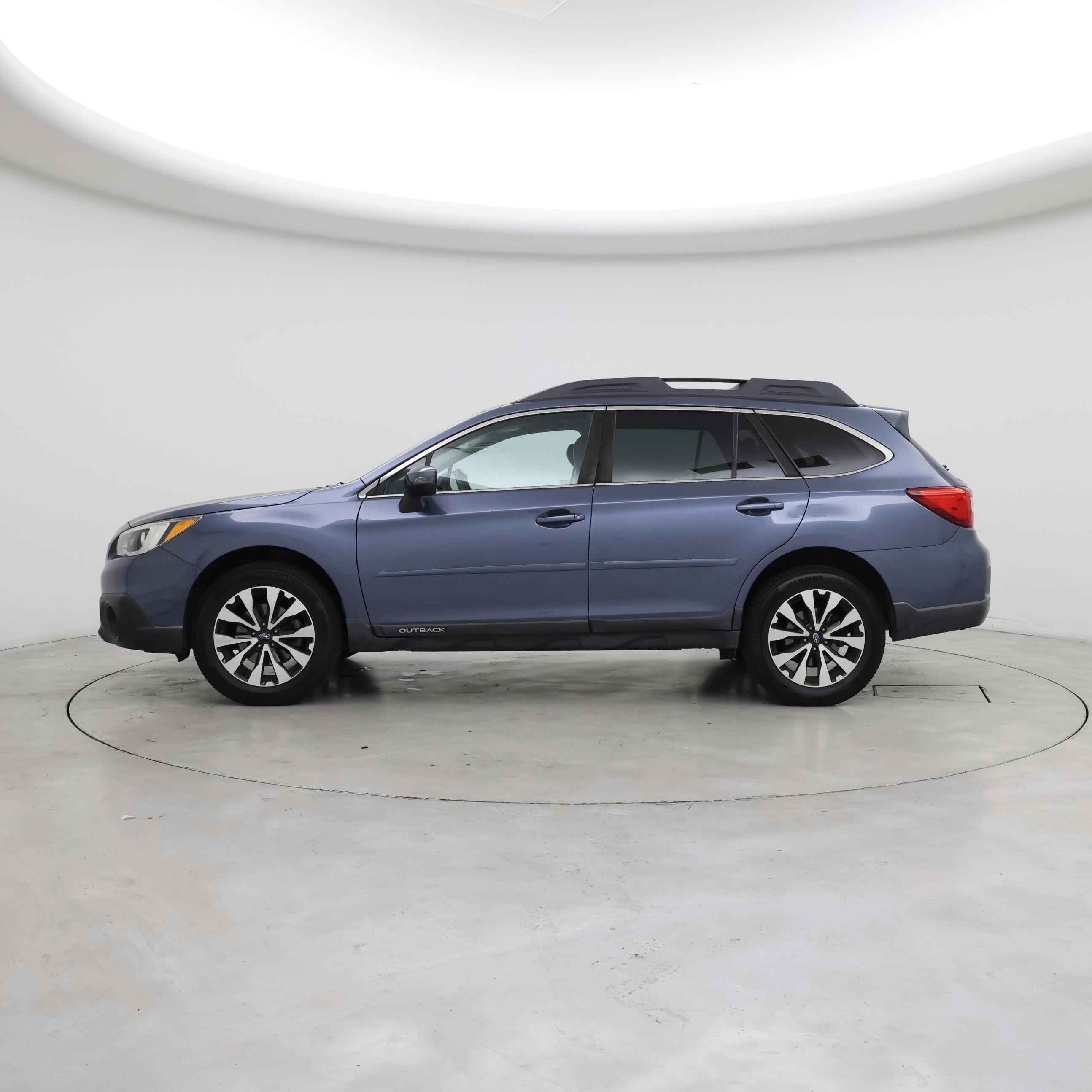 Thumbnail: 2017 Subaru Outback - 3