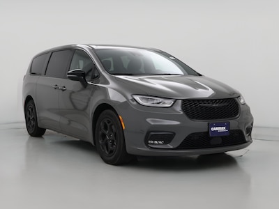 Gray 2023 Chrysler Pacifica Hybrid Limited