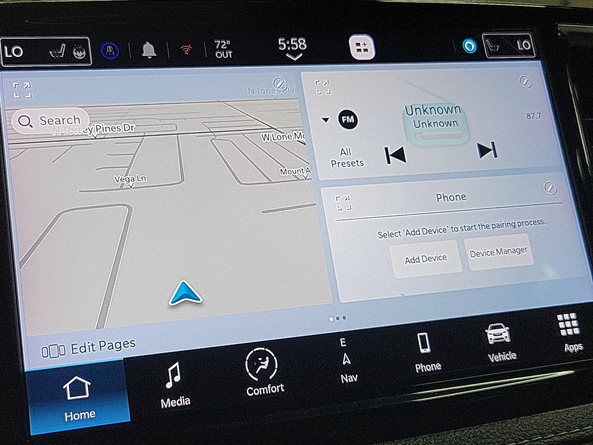 Thumbnail: 2023 Chrysler Pacifica - 16