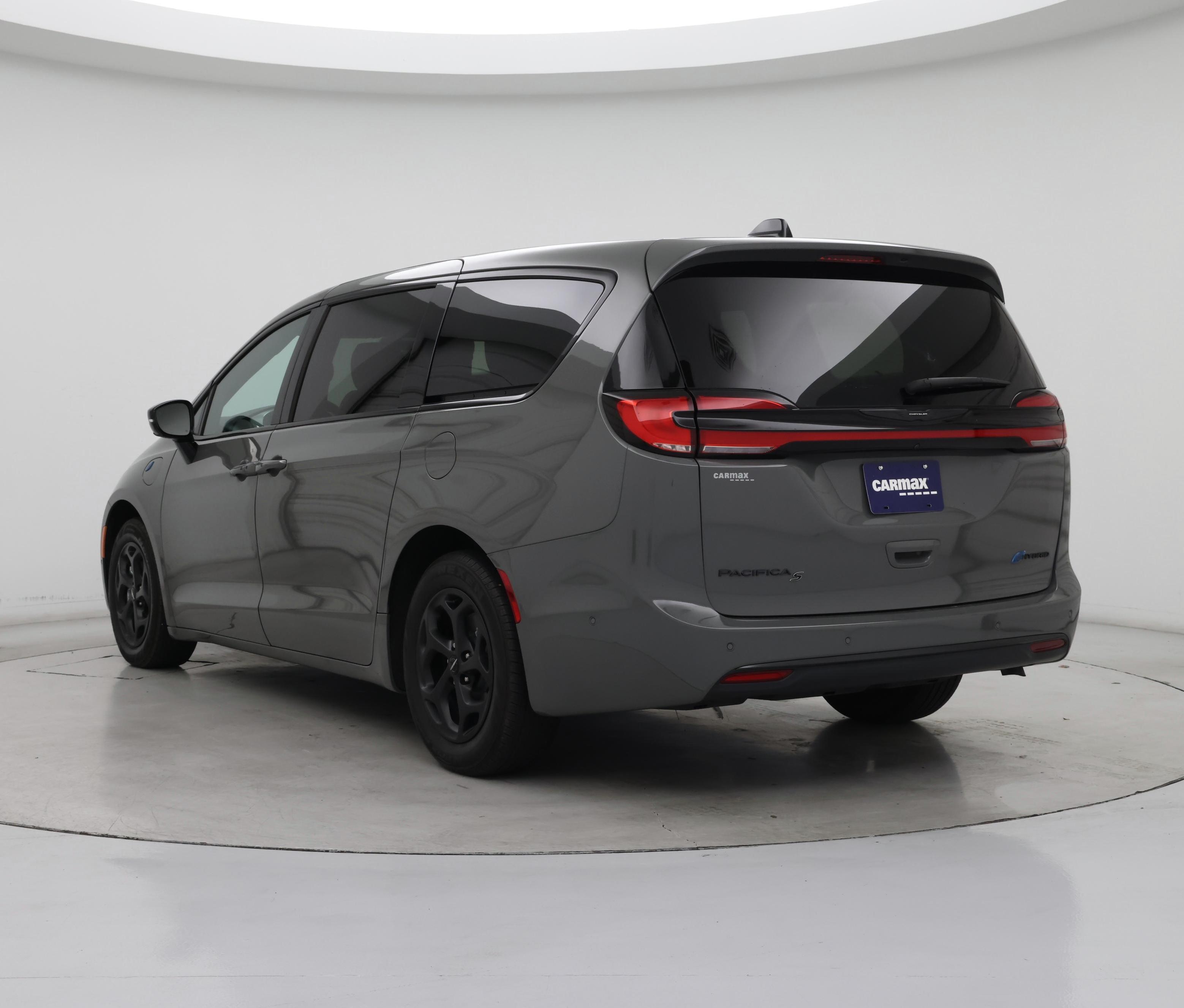 Thumbnail: 2023 Chrysler Pacifica - 2