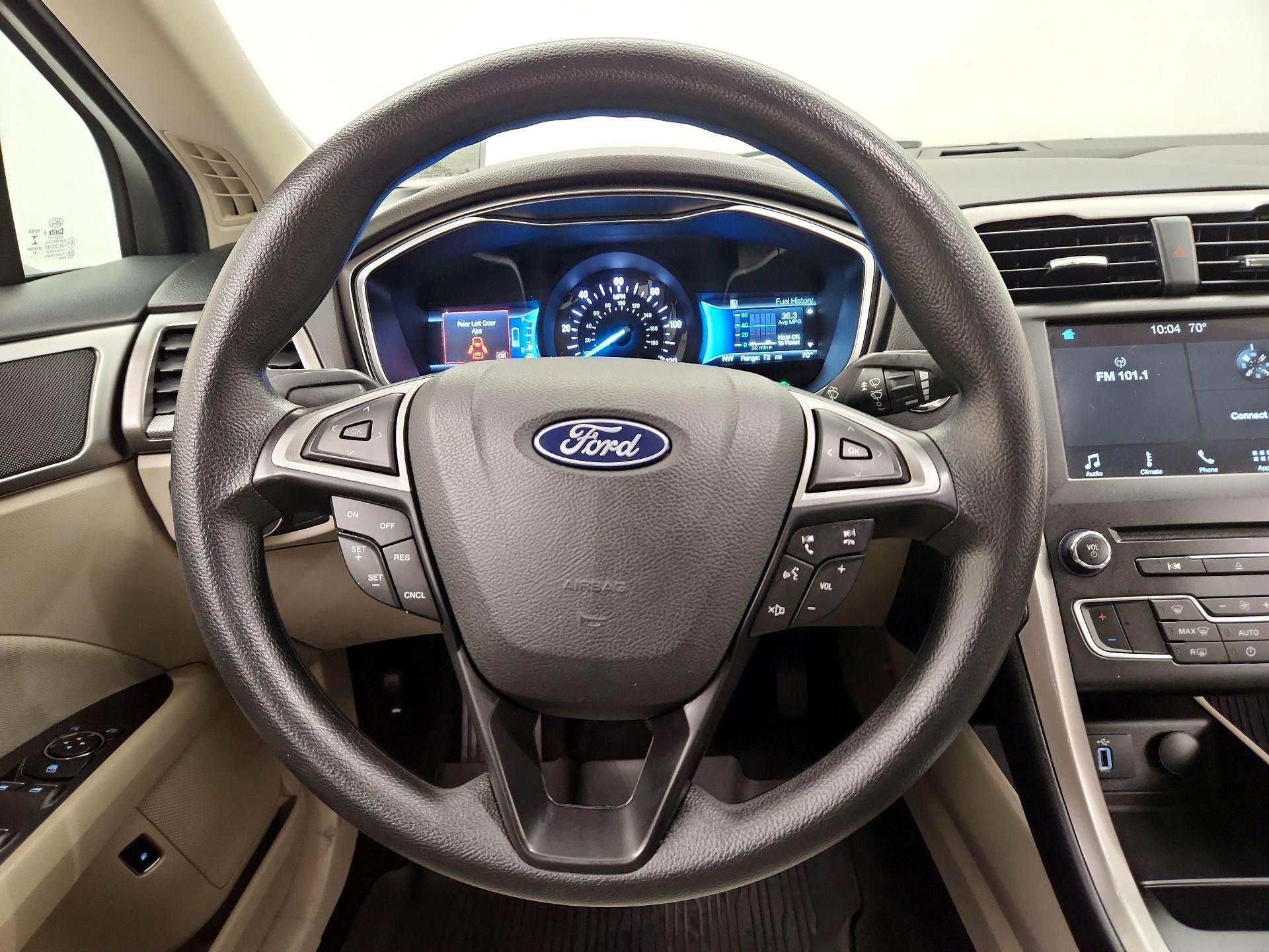 Thumbnail: 2018 Ford Fusion - 10