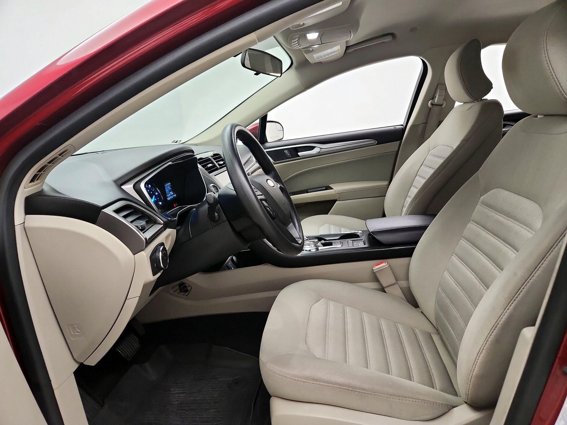Thumbnail: 2018 Ford Fusion - 11