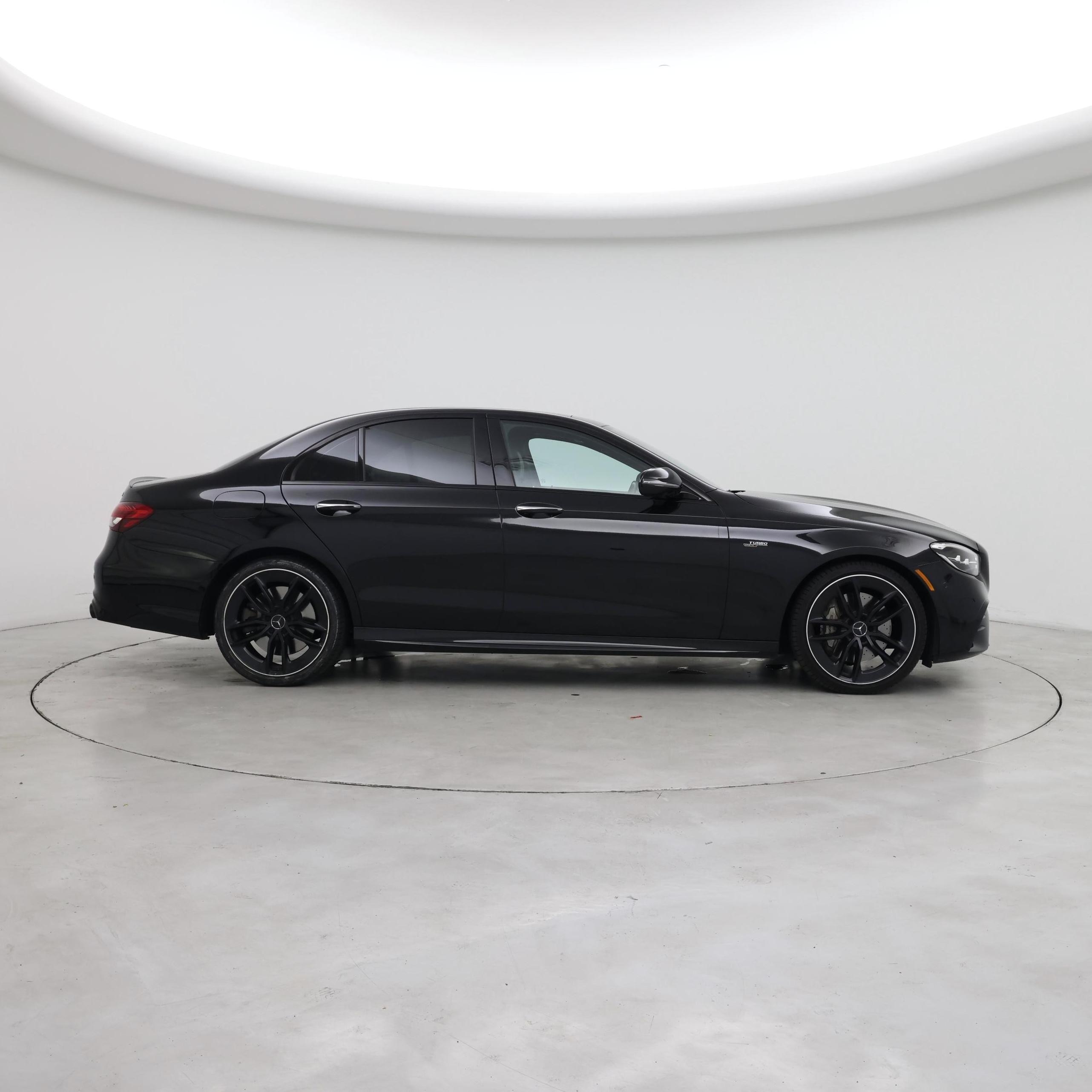 Thumbnail: 2022 Mercedes-Benz E-Class - 7