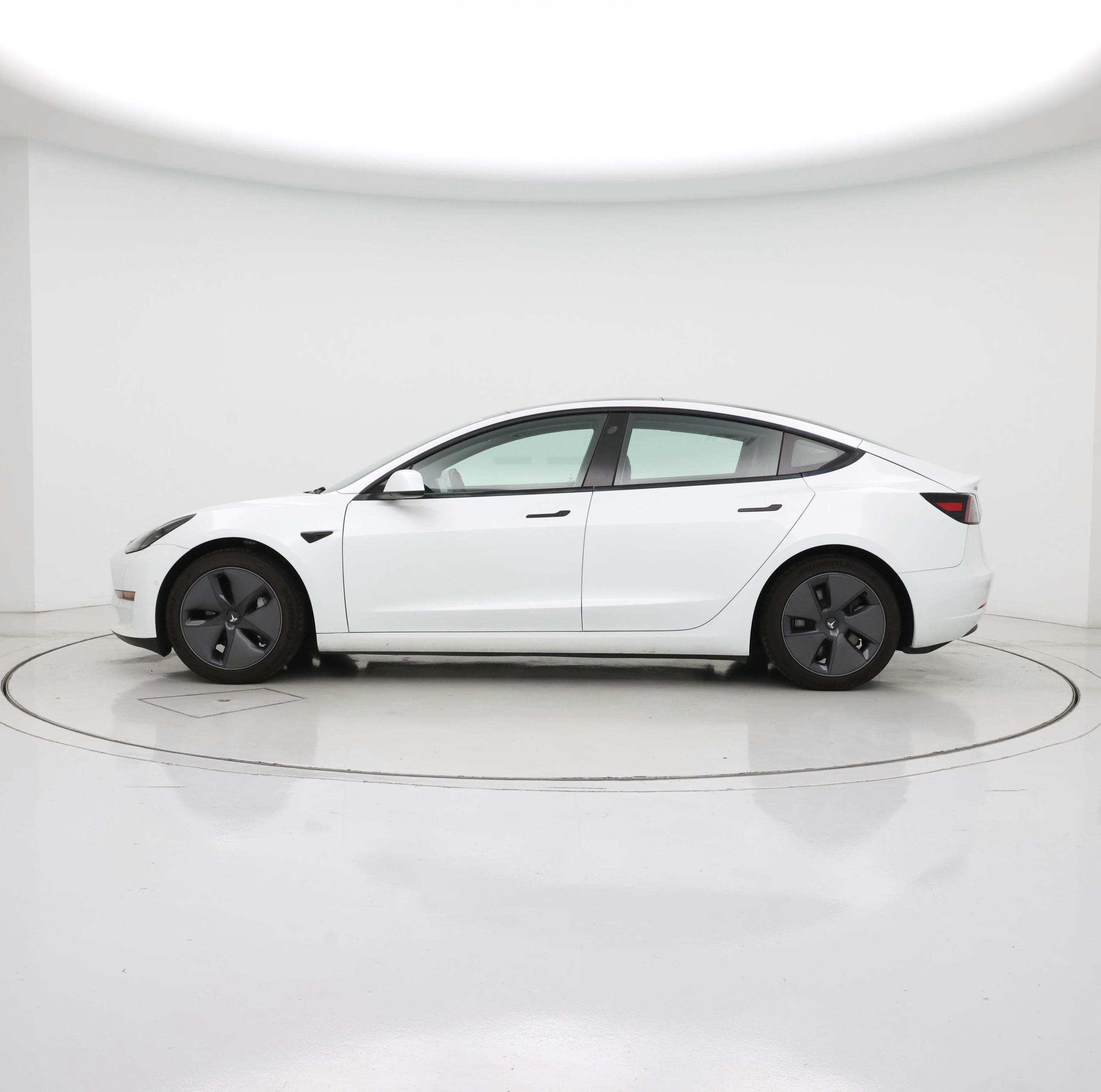 Thumbnail: 2021 Tesla Model 3 - 3
