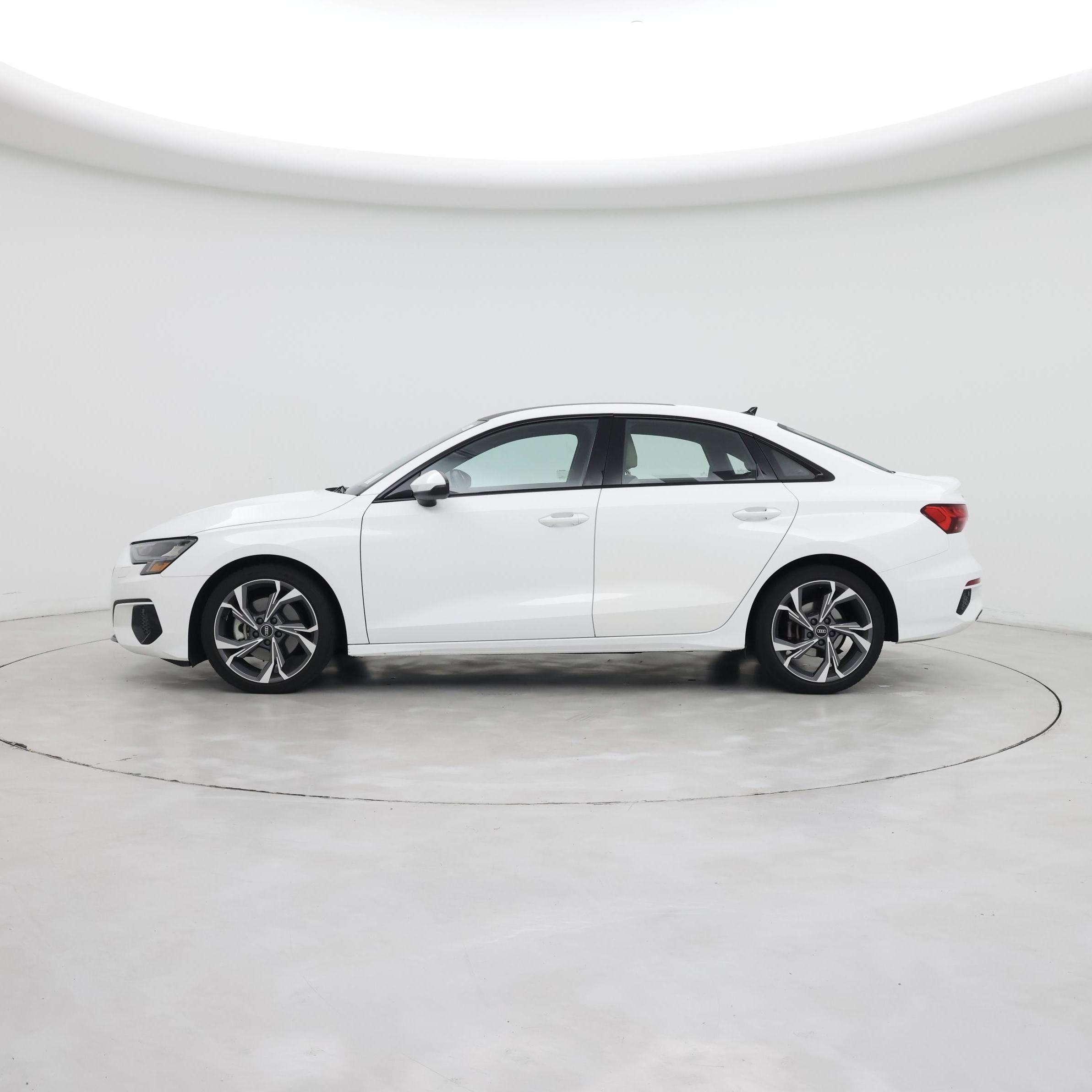 Thumbnail: 2022 Audi A3 - 3
