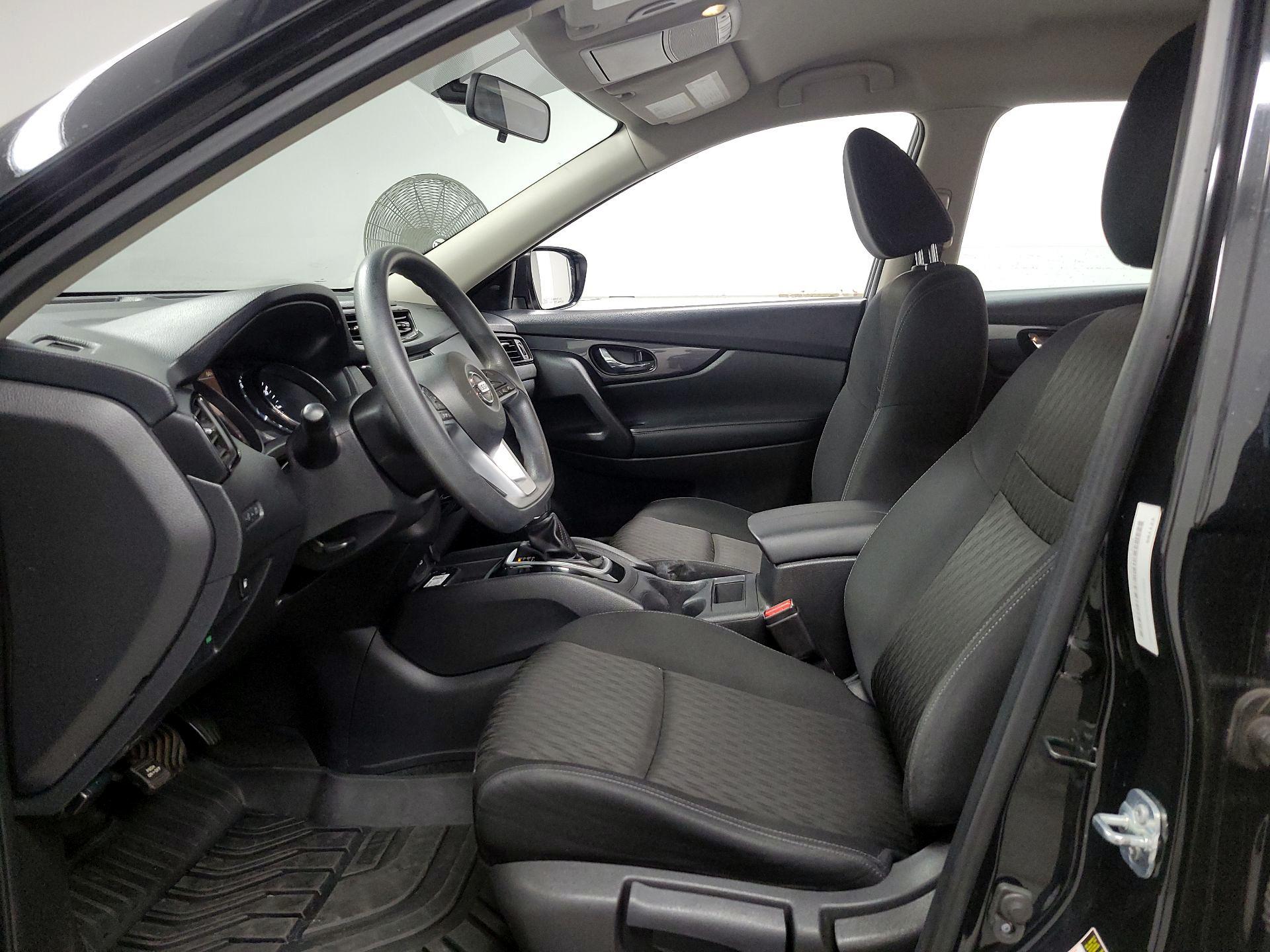 Thumbnail: 2018 Nissan Rogue - 11