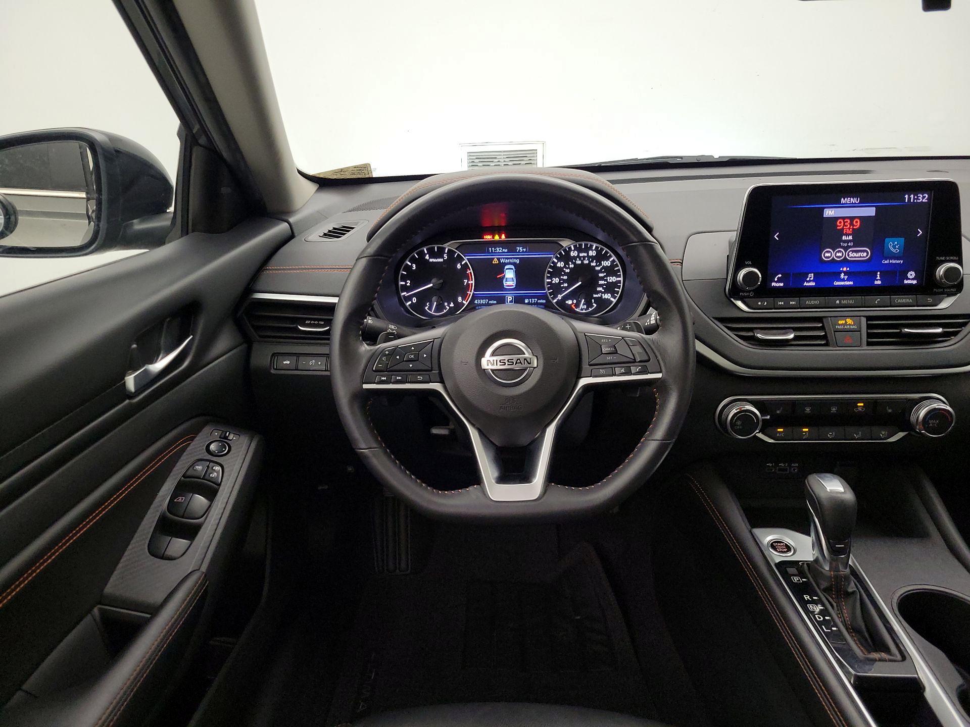Thumbnail: 2022 Nissan Altima - 10