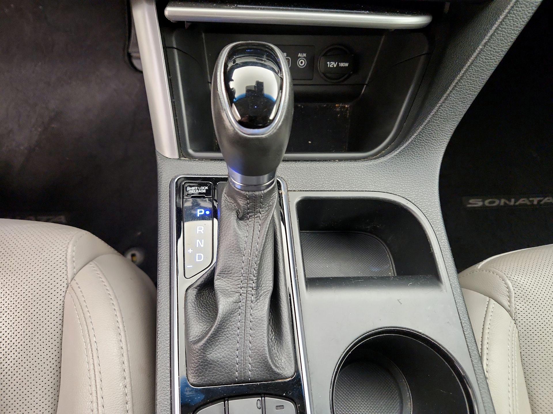 Thumbnail: 2016 Hyundai Sonata - 18