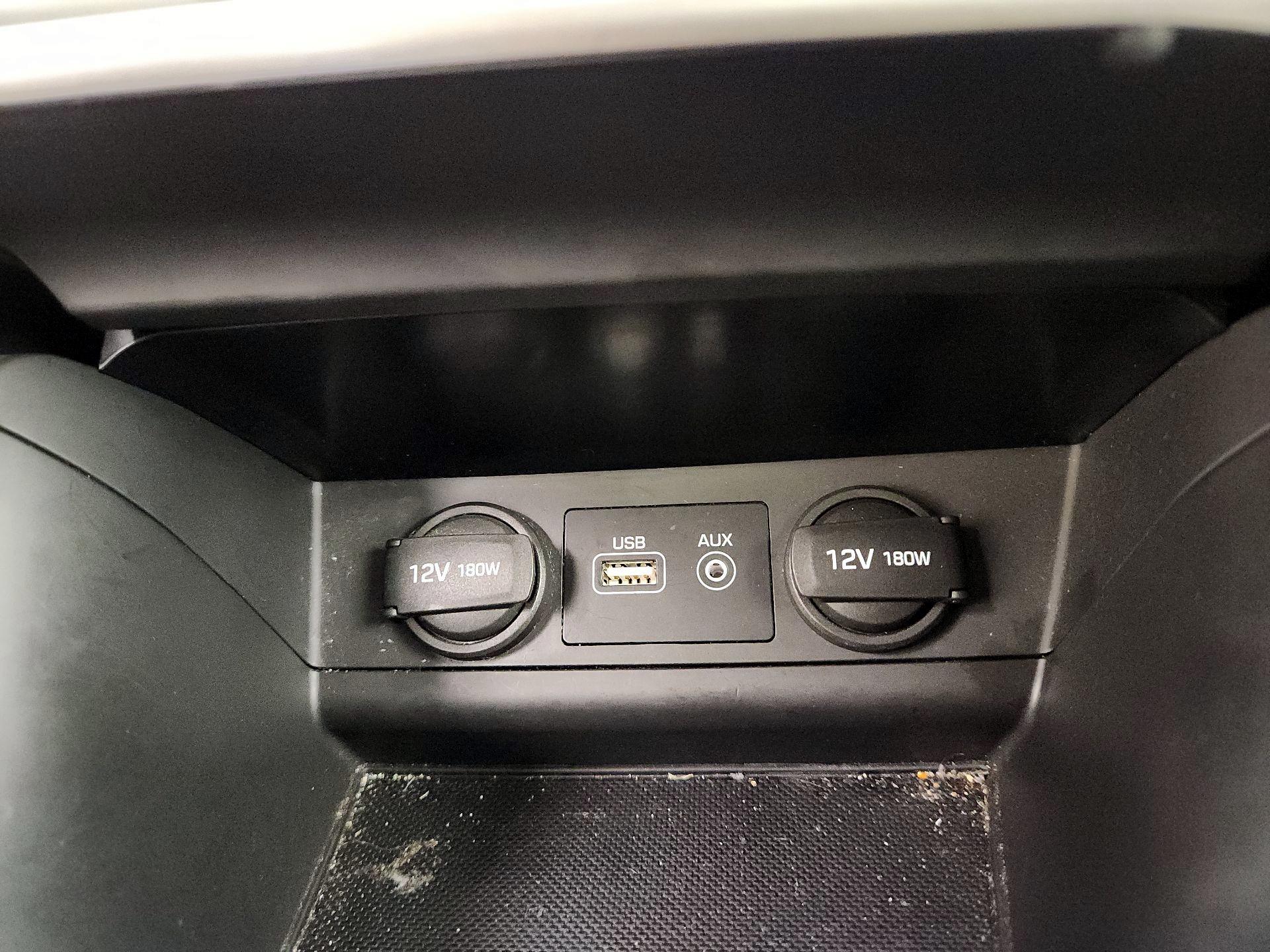 Thumbnail: 2016 Hyundai Sonata - 19