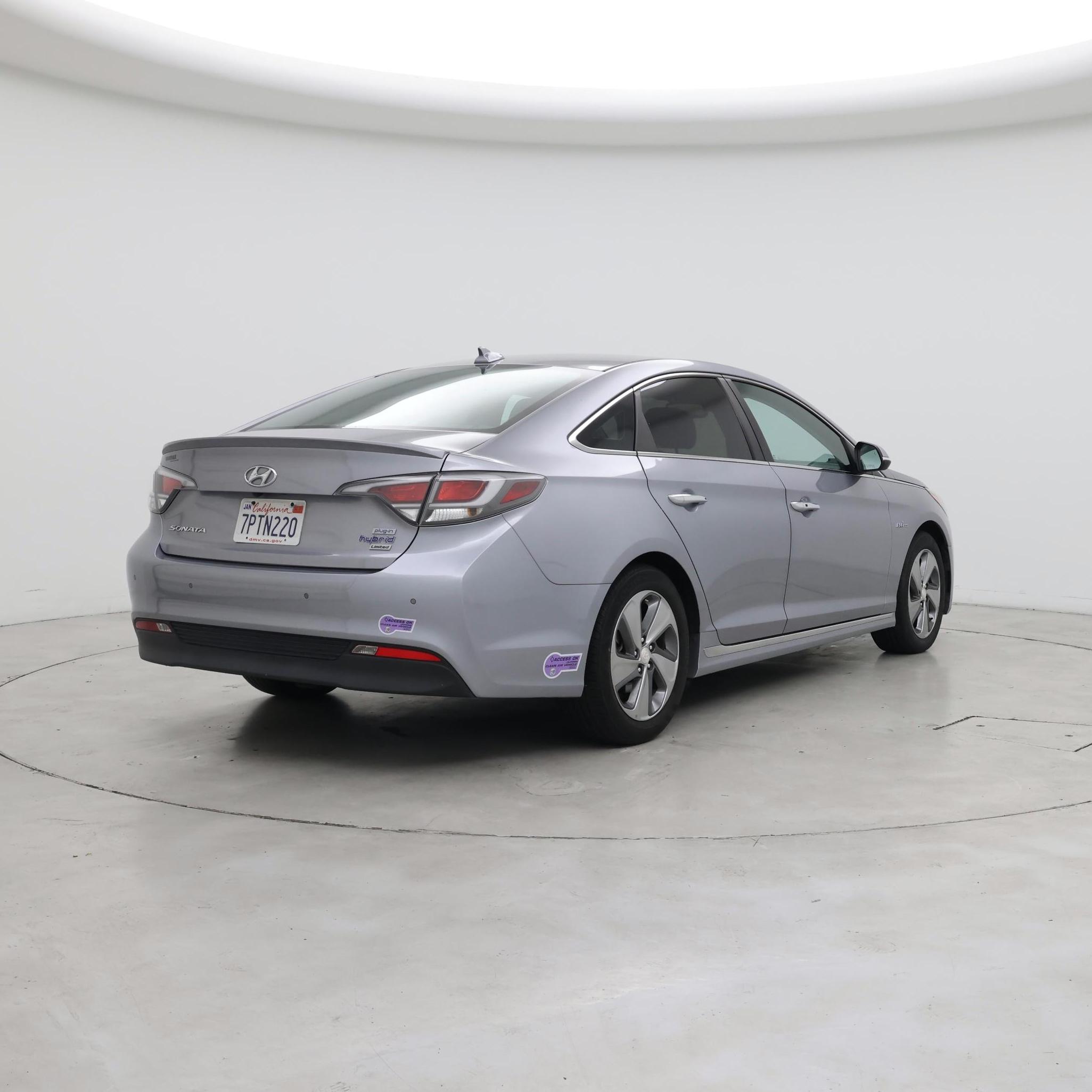 Thumbnail: 2016 Hyundai Sonata - 8