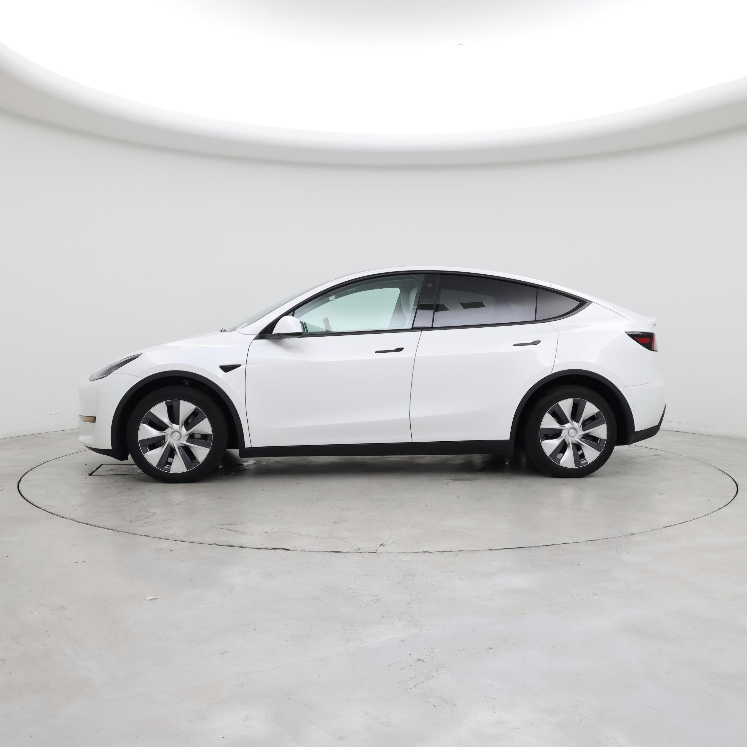 Thumbnail: 2021 Tesla Model Y - 3