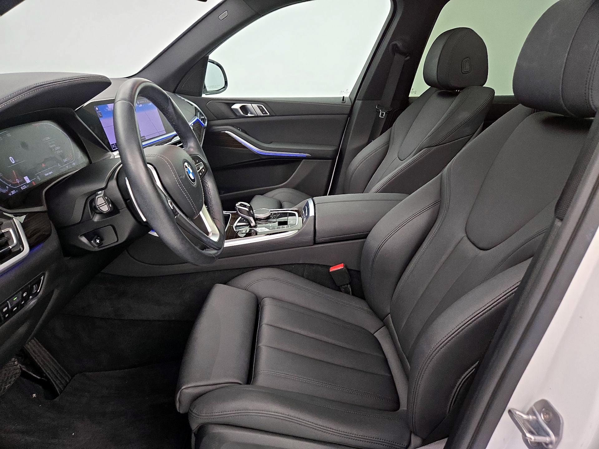 Thumbnail: 2020 BMW X5 - 11