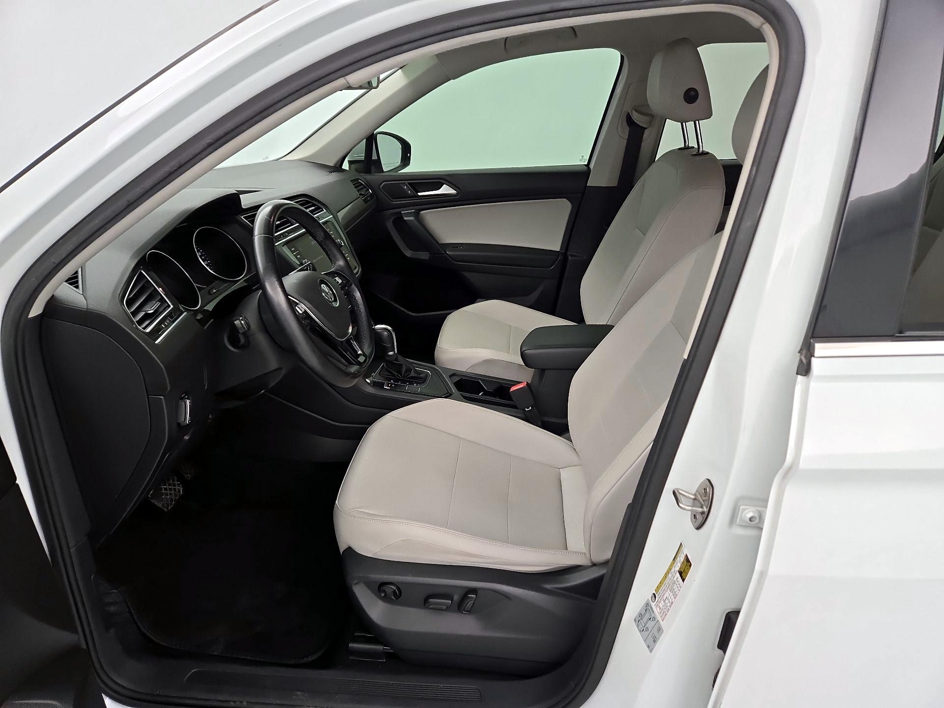 Thumbnail: 2019 Volkswagen Tiguan - 11