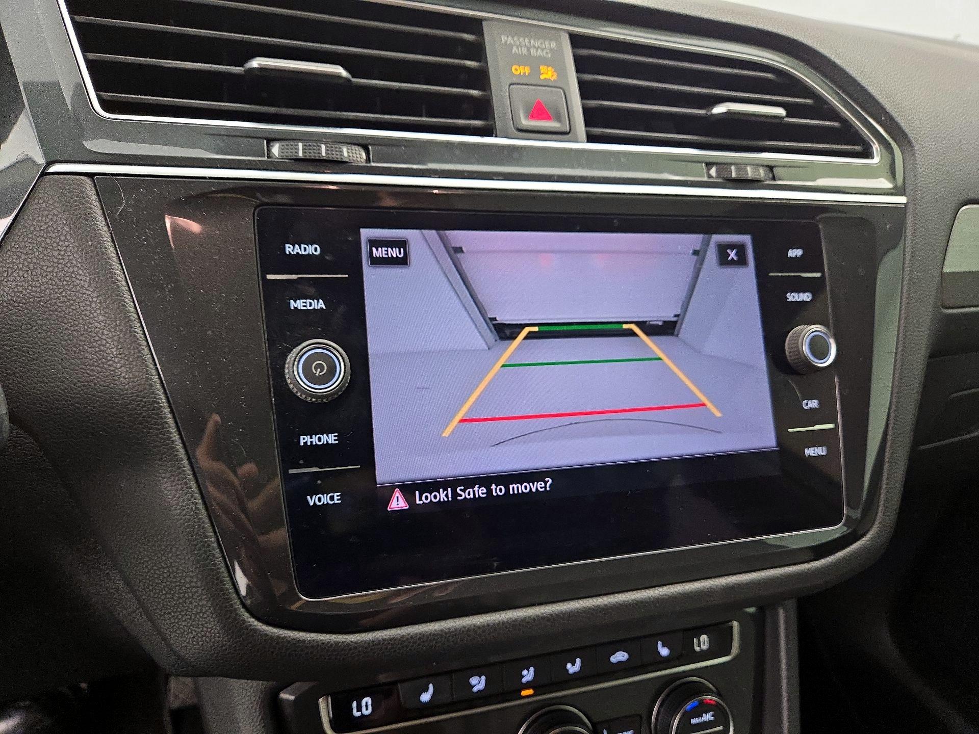 Thumbnail: 2019 Volkswagen Tiguan - 14