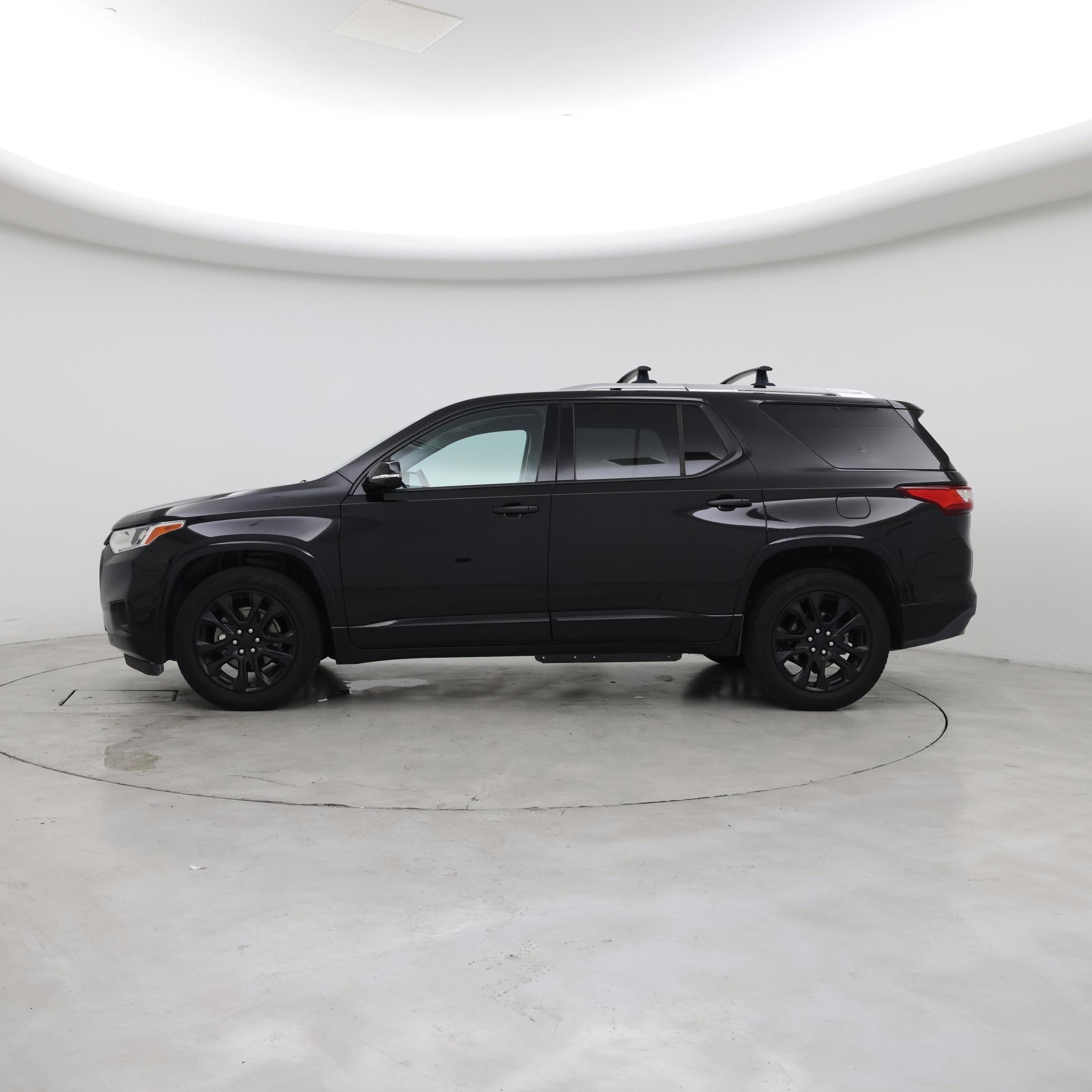 Thumbnail: 2018 Chevrolet Traverse - 3