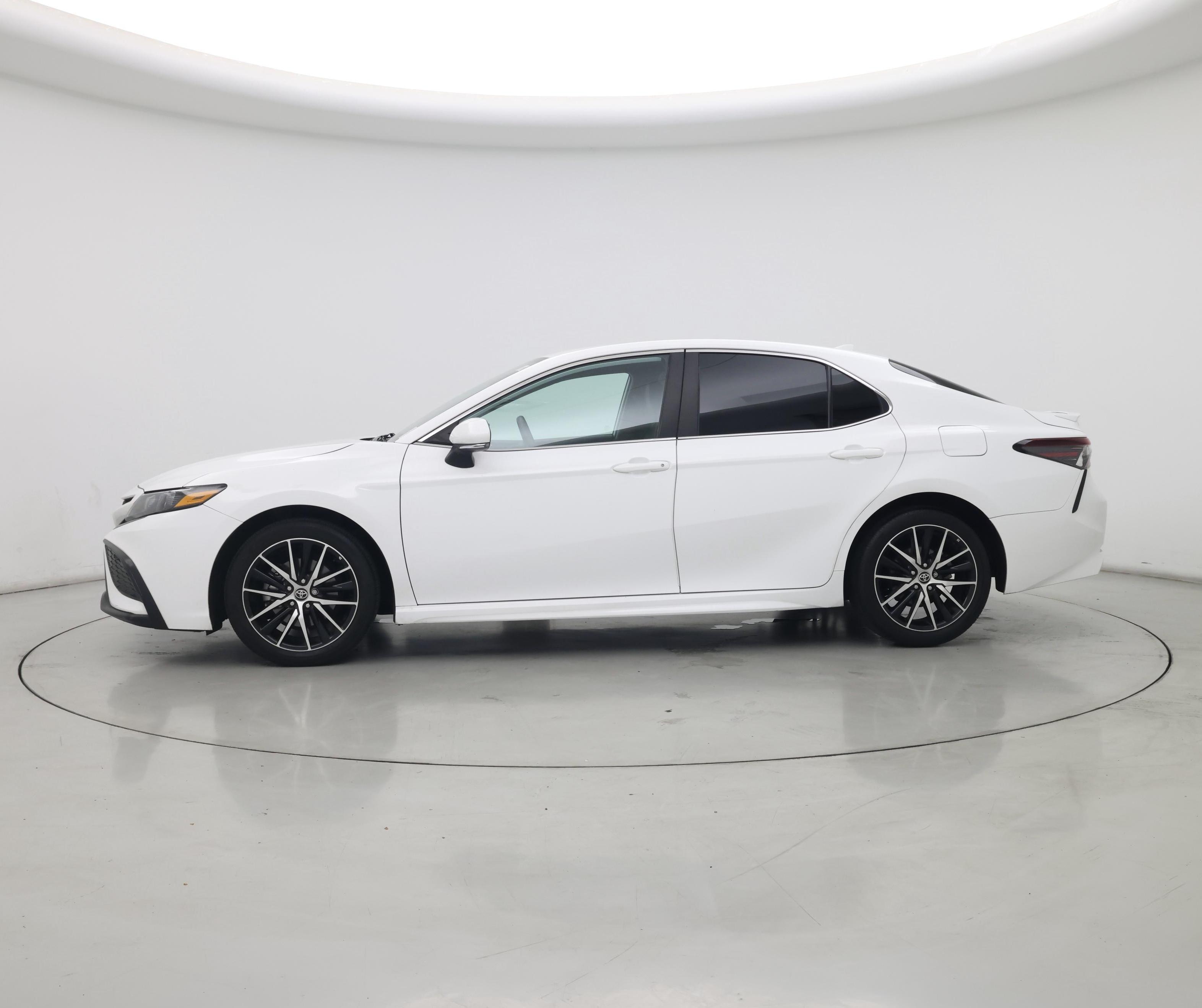Thumbnail: 2023 Toyota Camry - 3