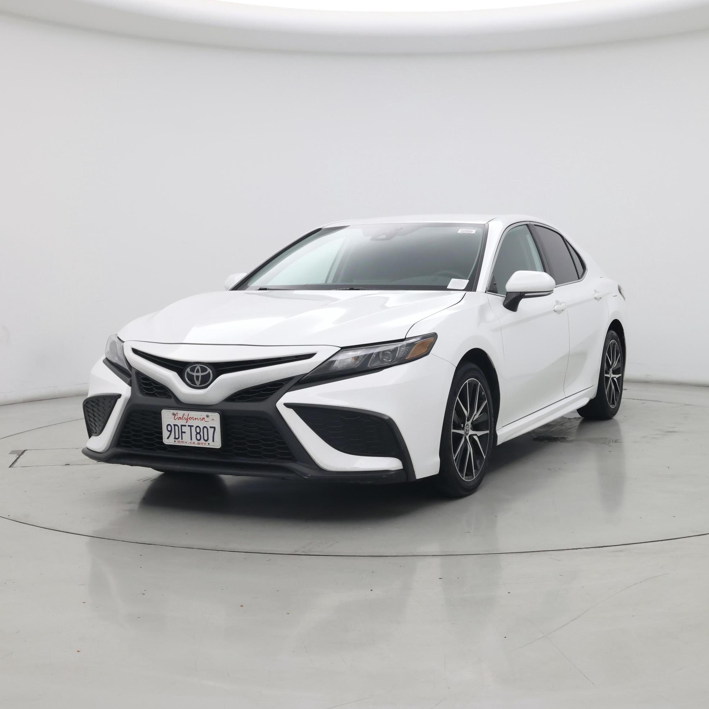Thumbnail: 2023 Toyota Camry - 4