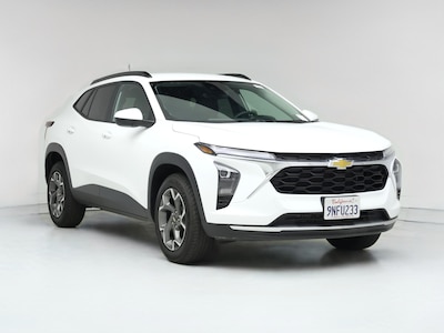 White 2025 Chevrolet Trax LT