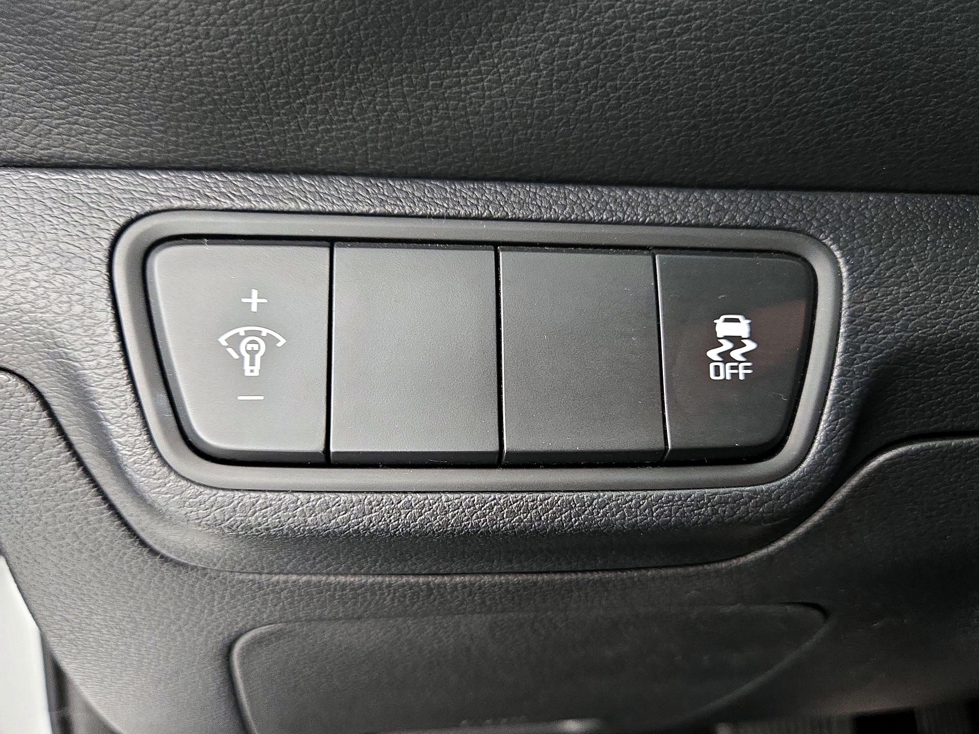 Thumbnail: 2024 Kia Forte - 13