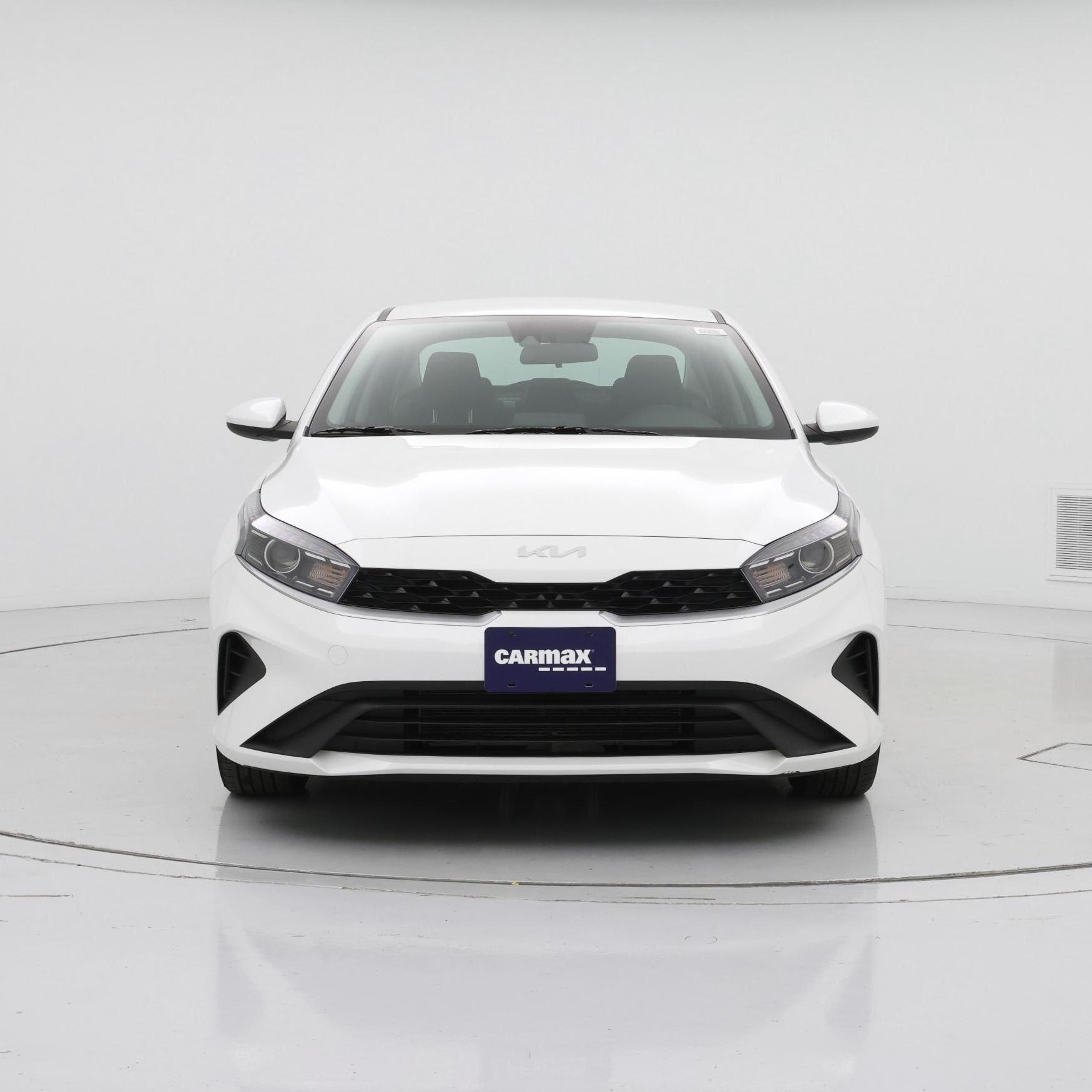 Thumbnail: 2024 Kia Forte - 5