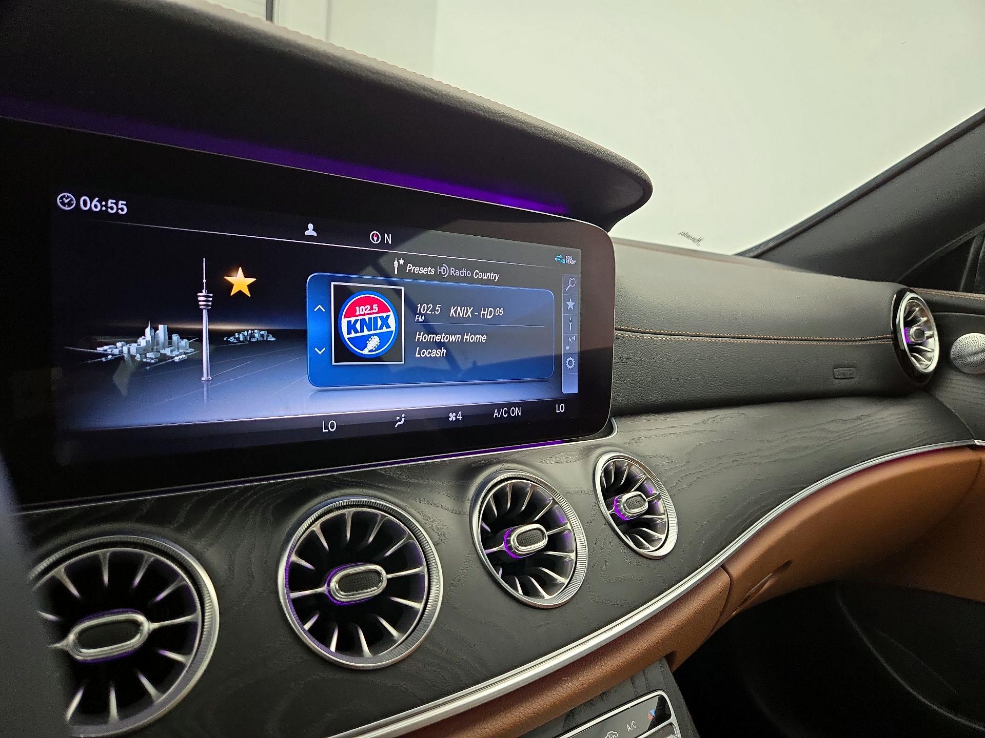 Thumbnail: 2020 Mercedes-Benz E-Class - 16