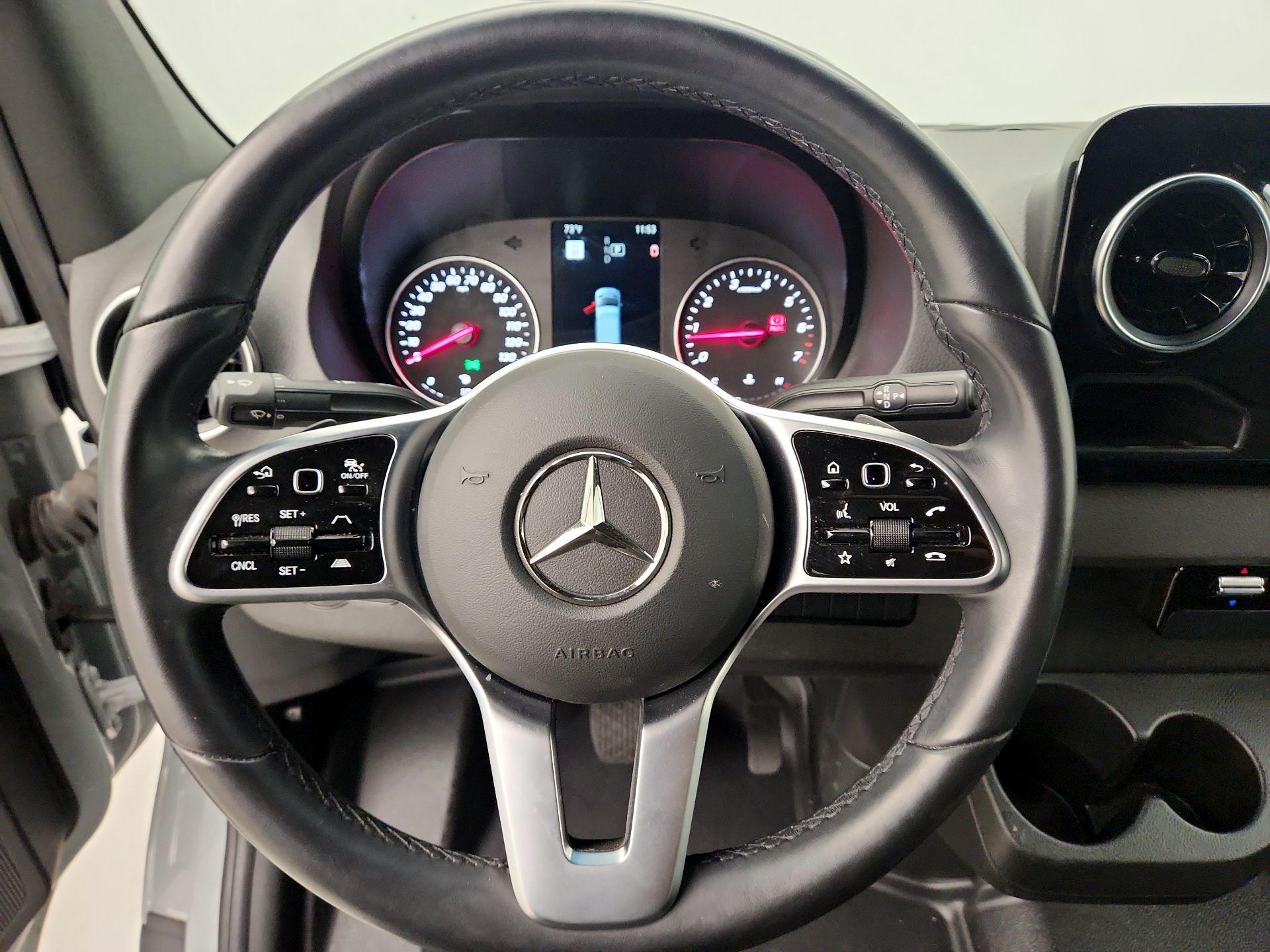 Thumbnail: 2023 Mercedes-Benz Sprinter - 10