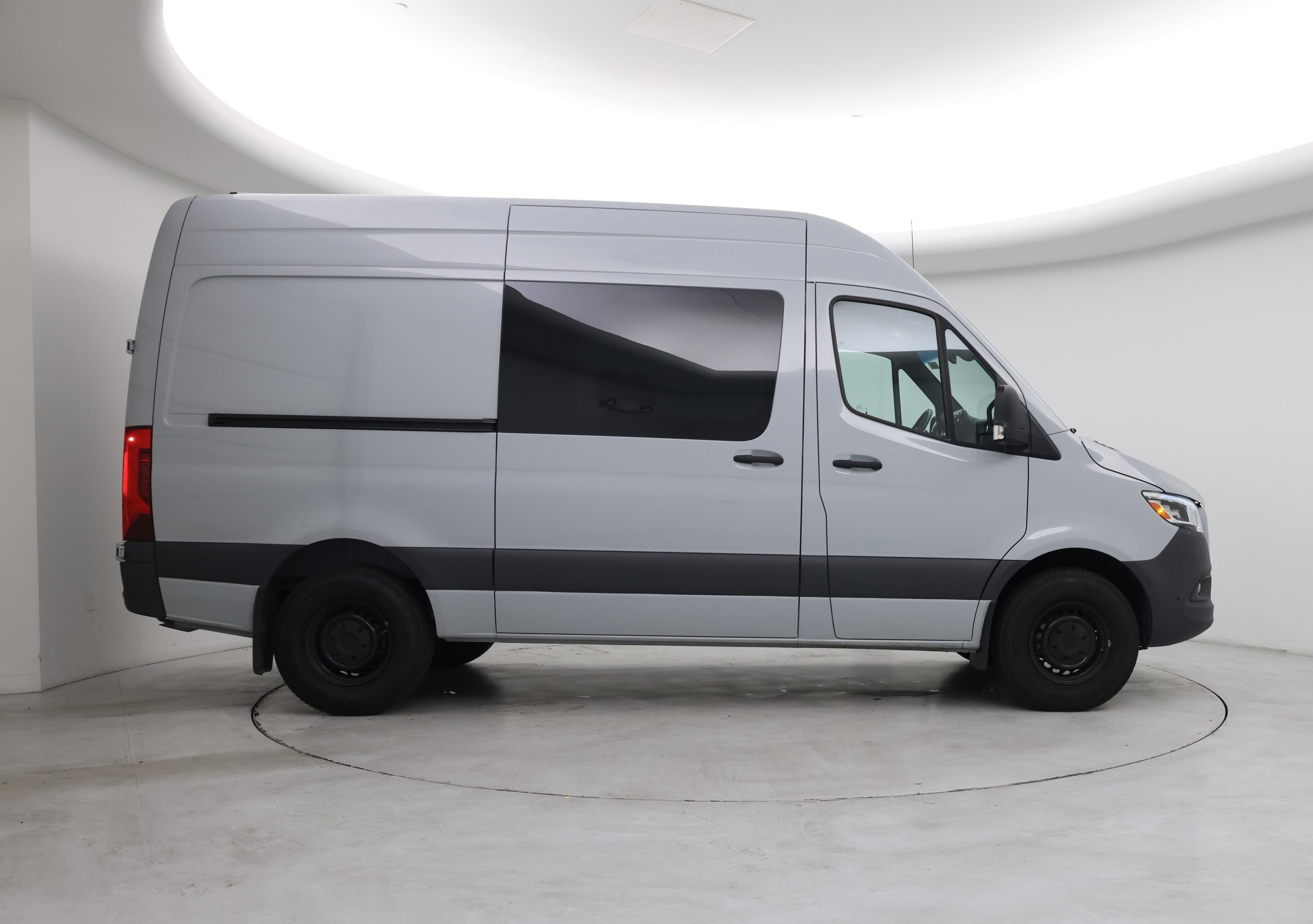 Thumbnail: 2023 Mercedes-Benz Sprinter - 7