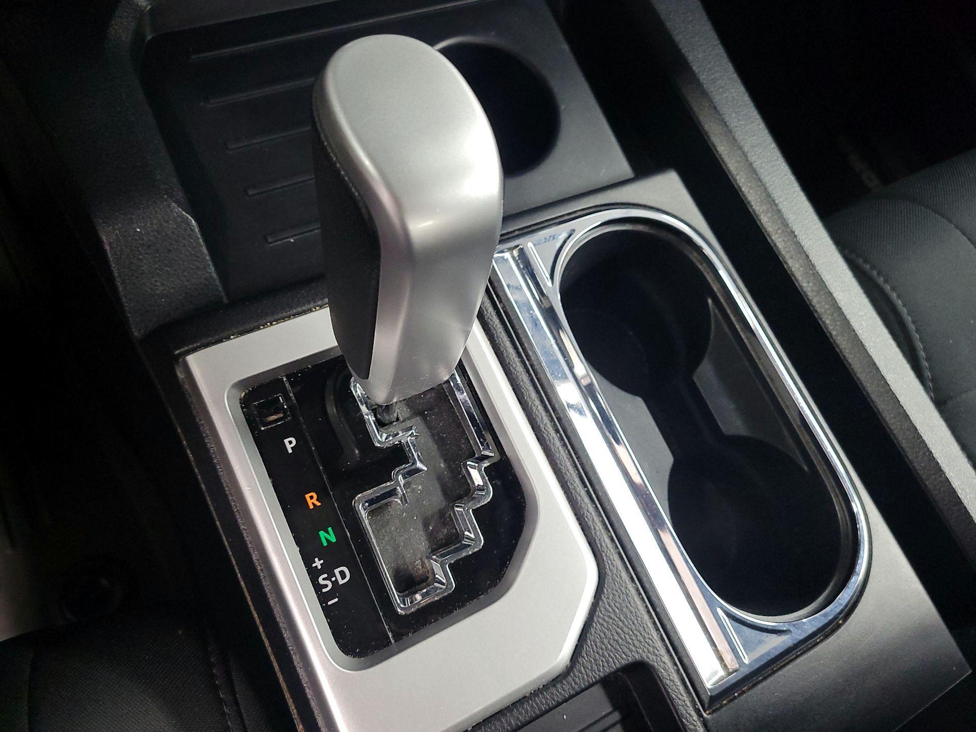 Thumbnail: 2019 Toyota Tundra - 16
