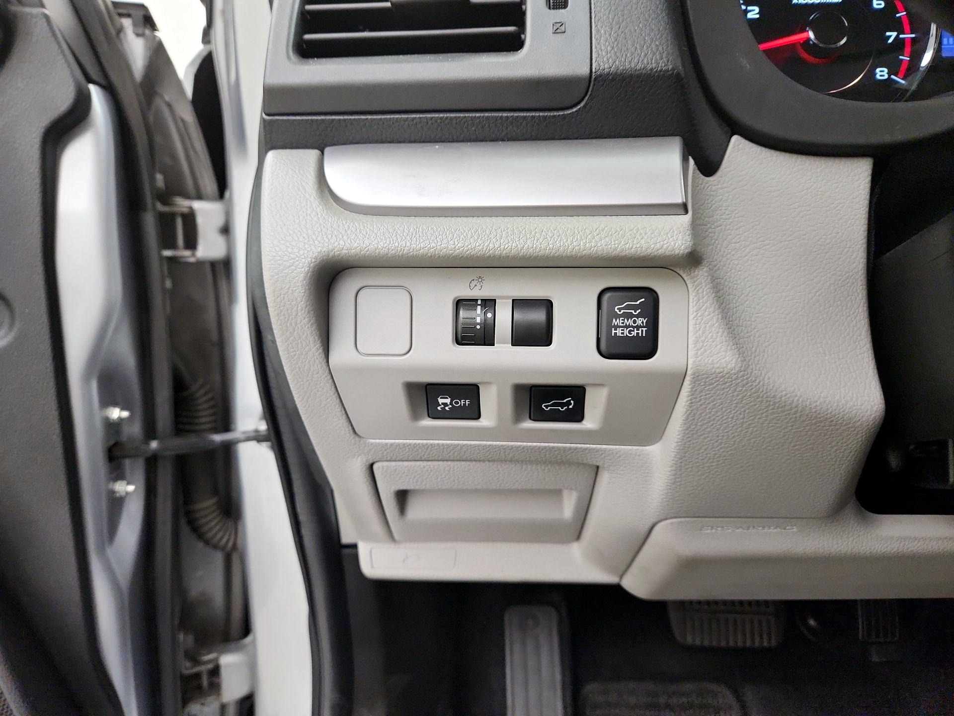 Thumbnail: 2014 Subaru Forester - 13