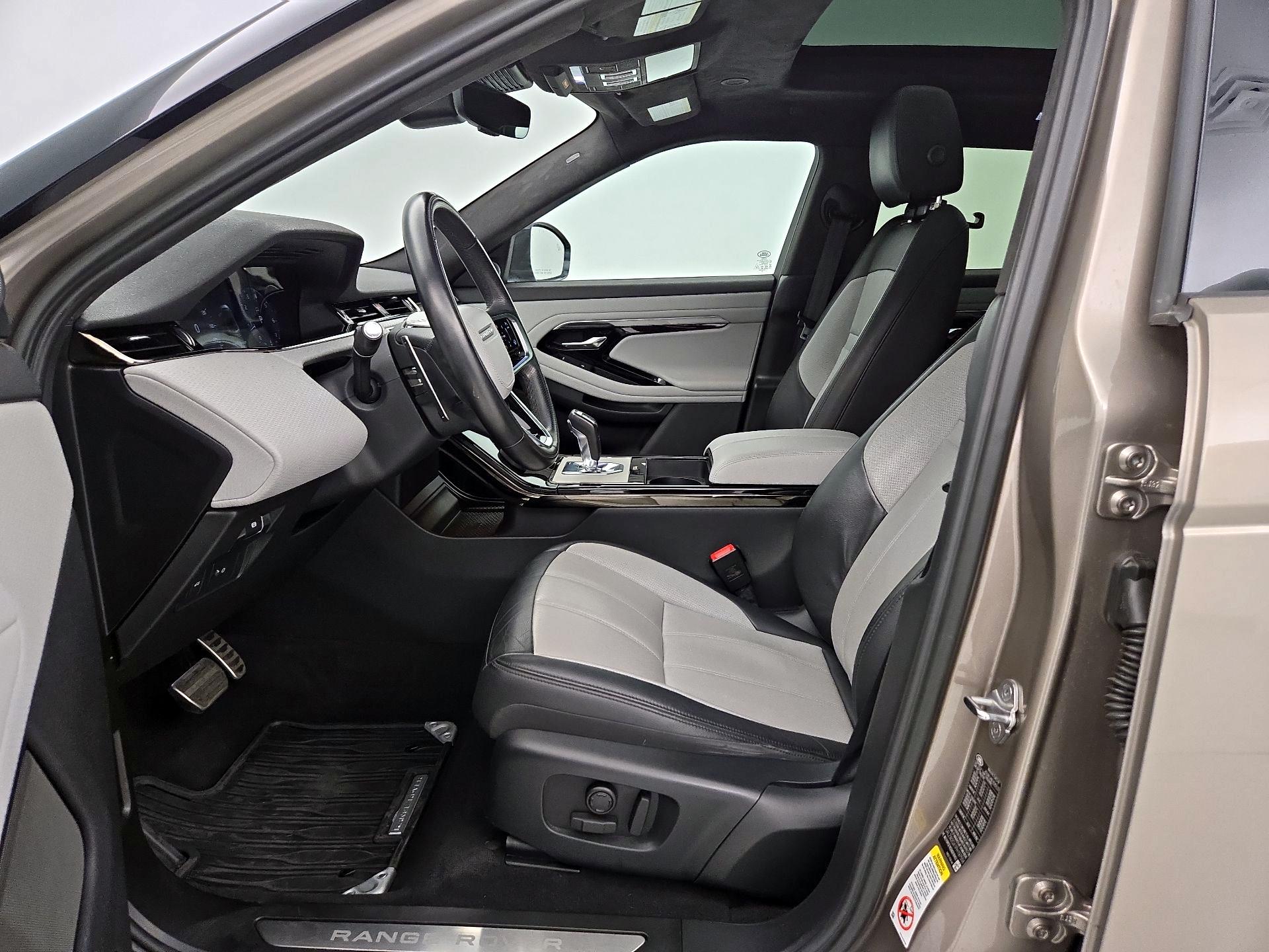 Thumbnail: 2023 Land Rover Range Rover Evoque - 11