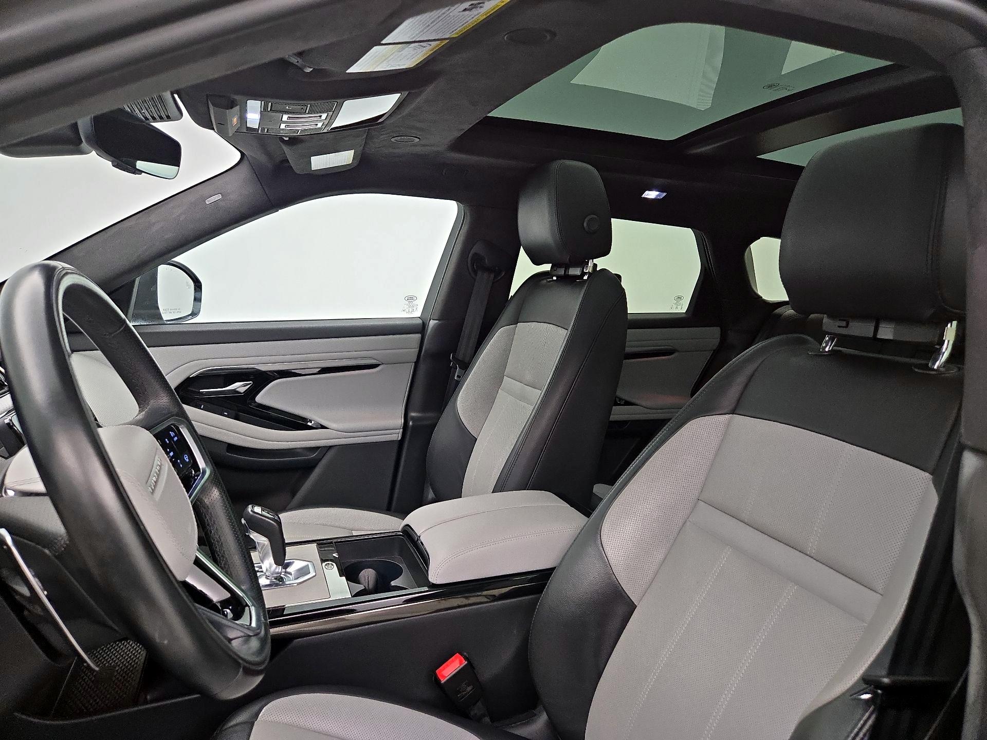 Thumbnail: 2023 Land Rover Range Rover Evoque - 20