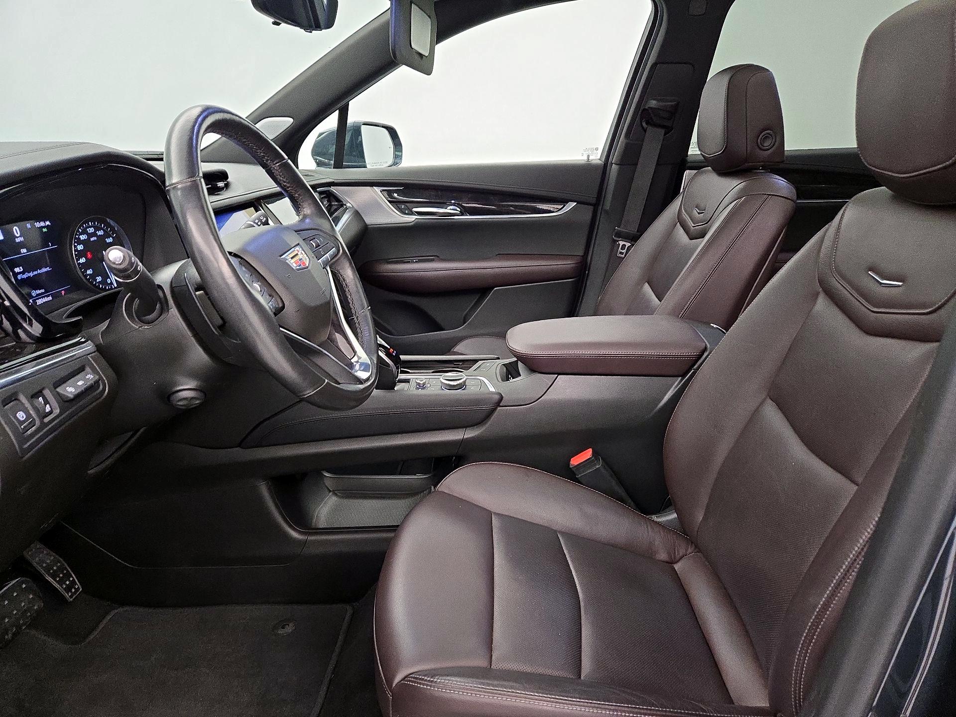 Thumbnail: 2020 Cadillac XT6 - 11