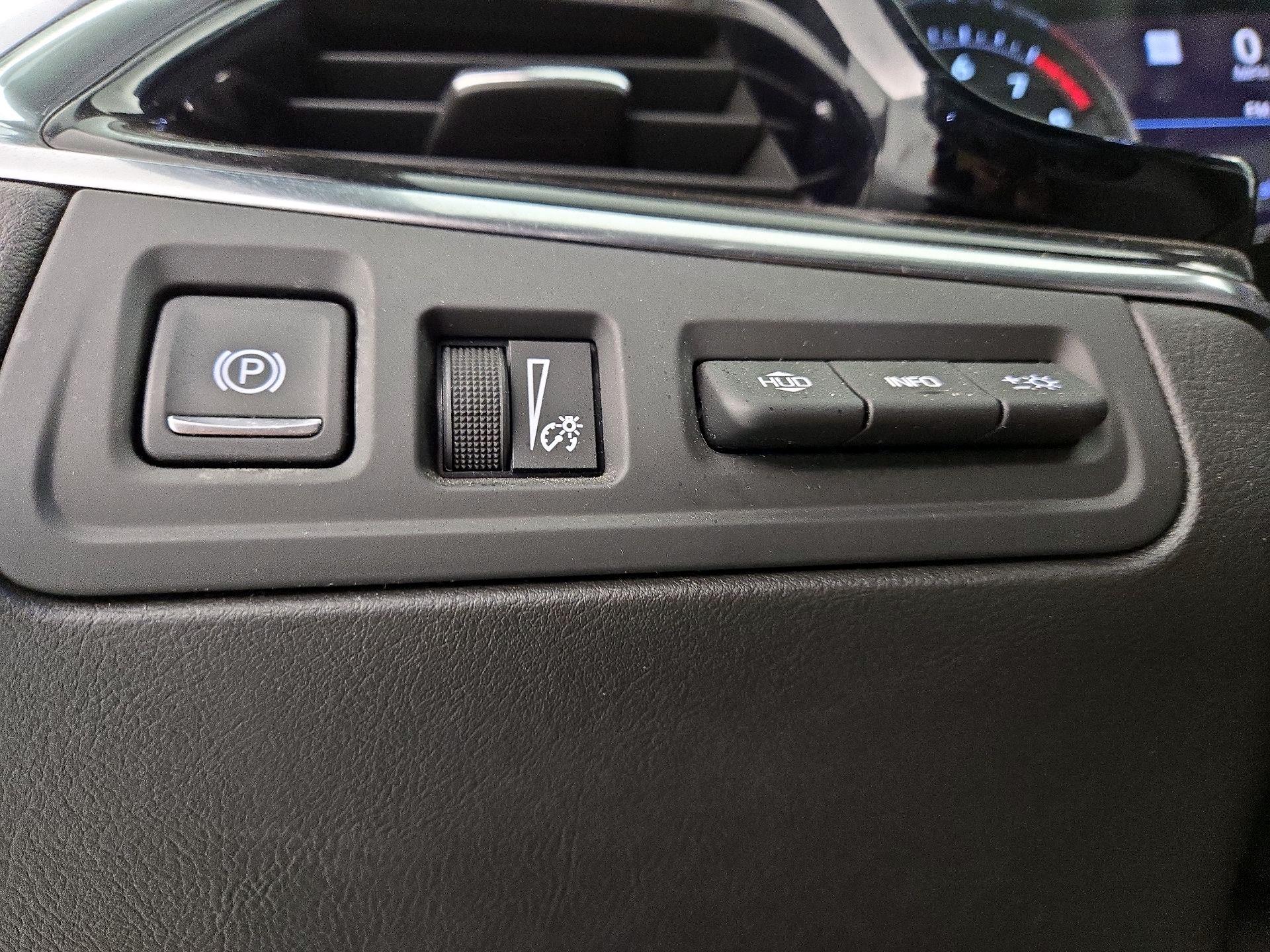 Thumbnail: 2020 Cadillac XT6 - 13