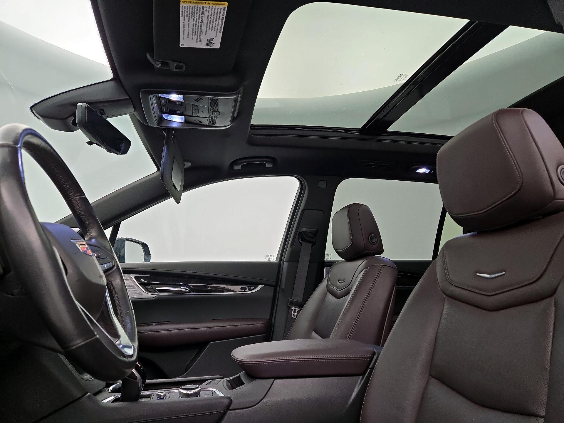 Thumbnail: 2020 Cadillac XT6 - 19