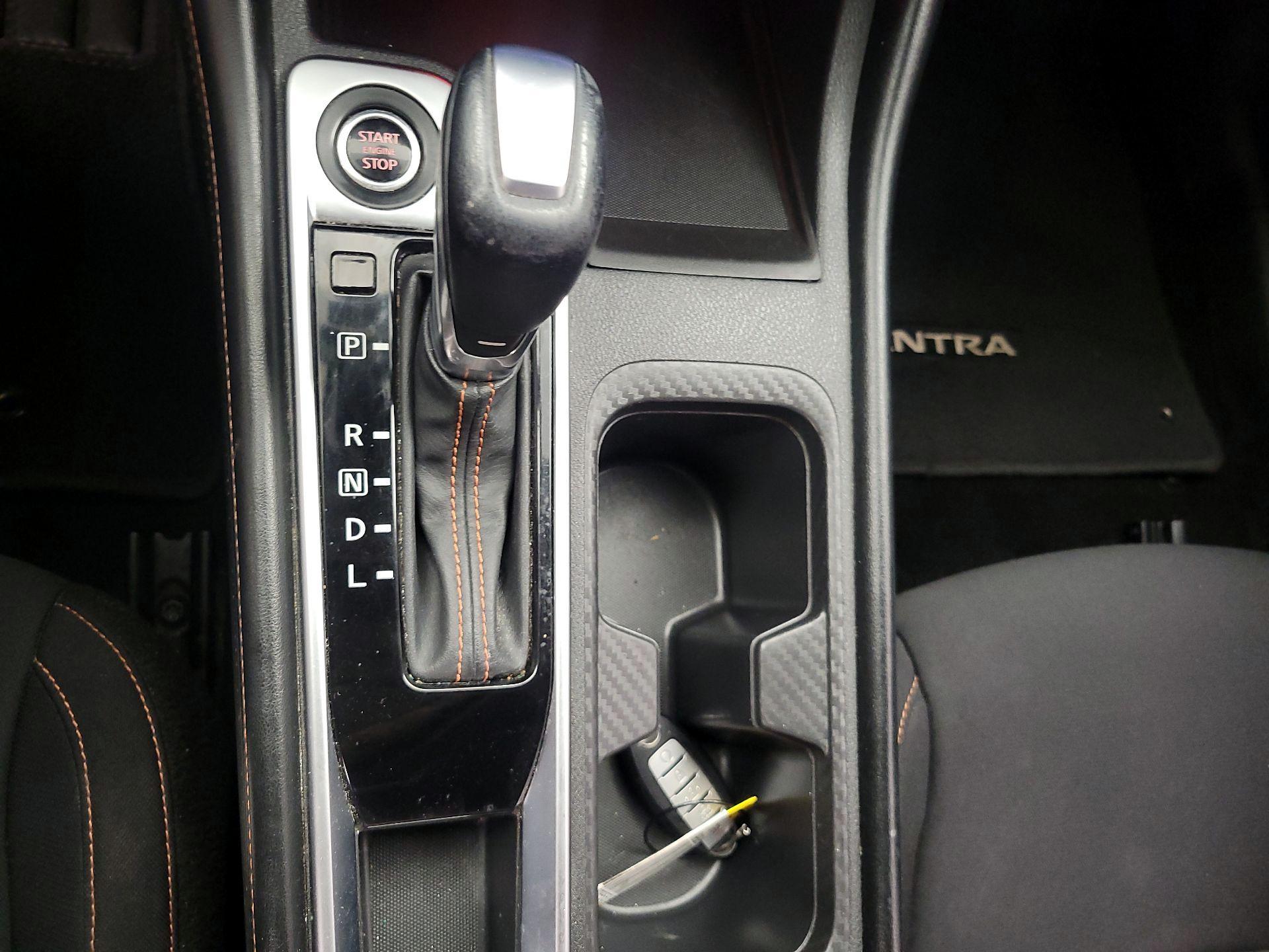 Thumbnail: 2021 Nissan Sentra - 17
