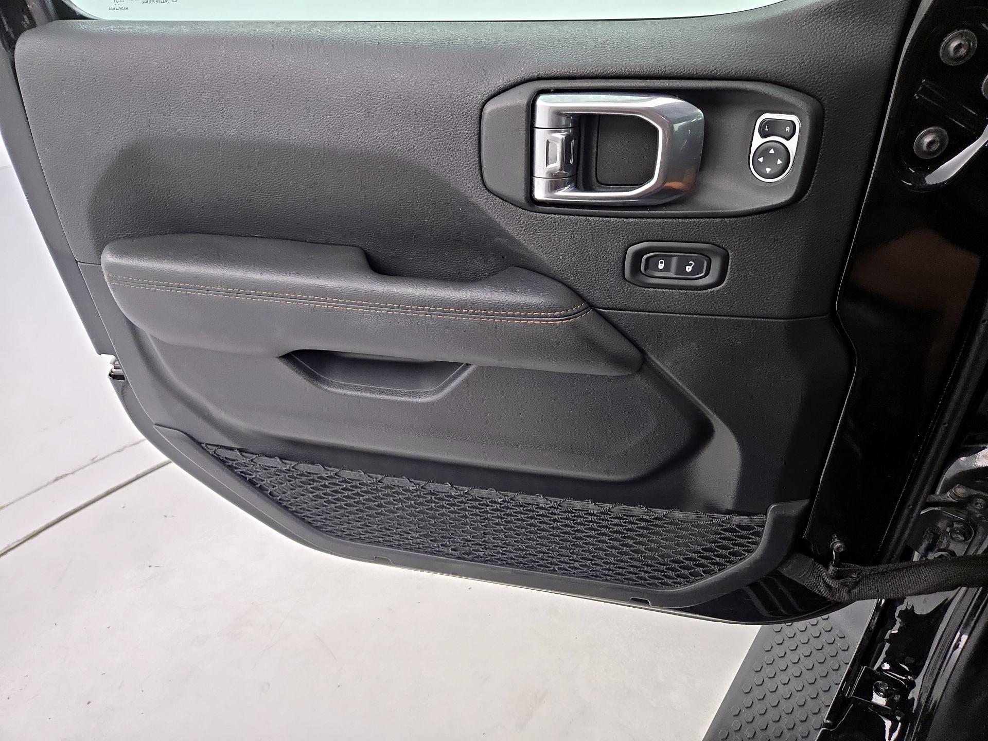 Thumbnail: 2021 Jeep Wrangler - 12