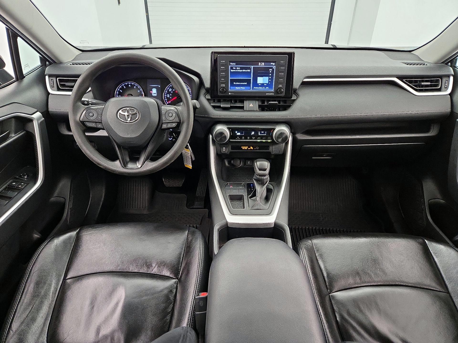 Thumbnail: 2022 Toyota RAV4 - 9