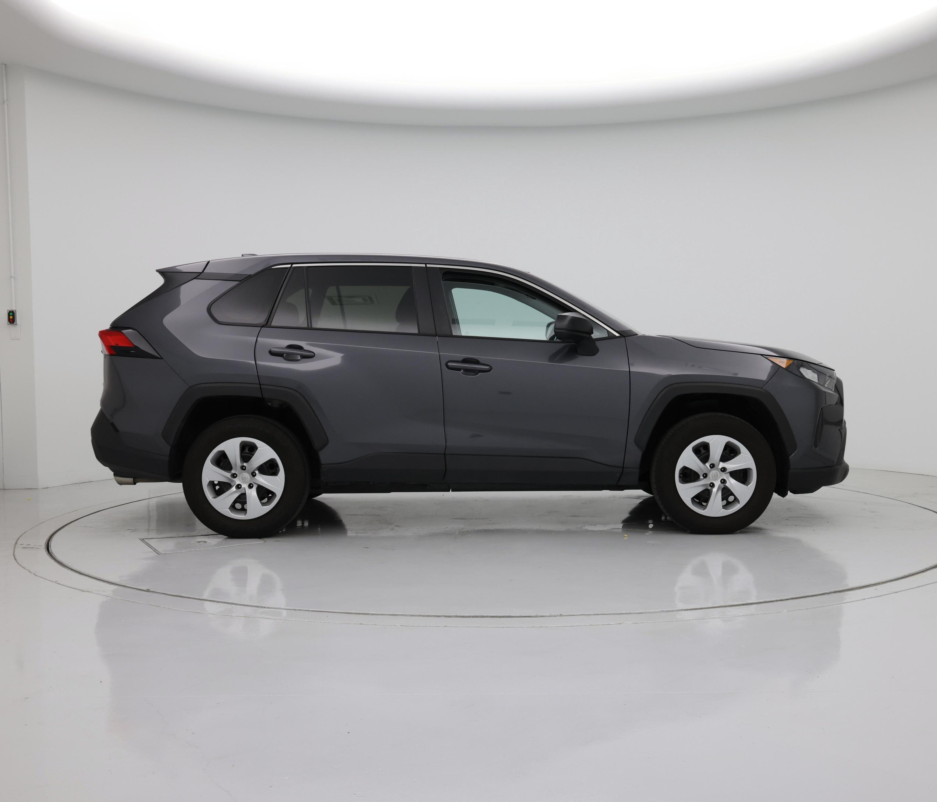Thumbnail: 2022 Toyota RAV4 - 7