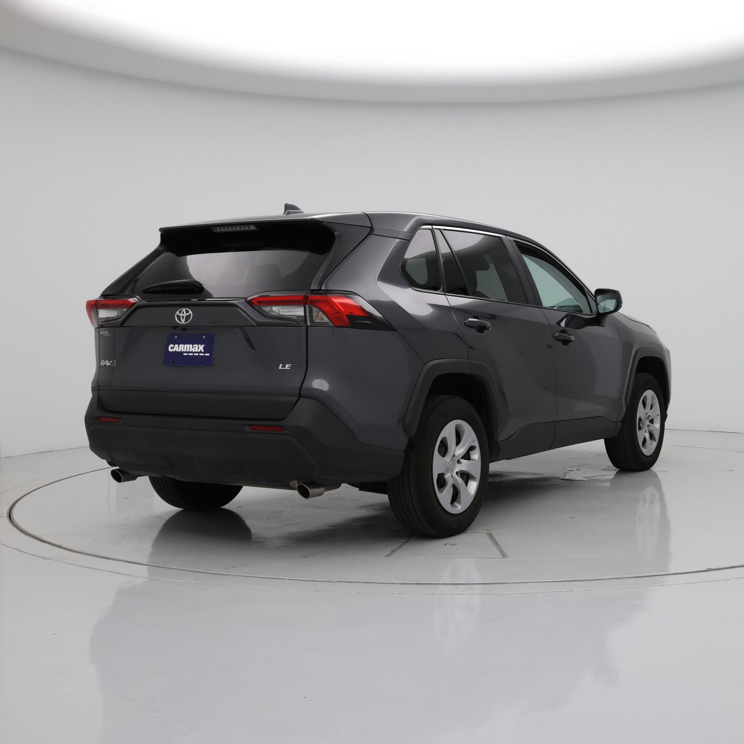 Thumbnail: 2022 Toyota RAV4 - 8
