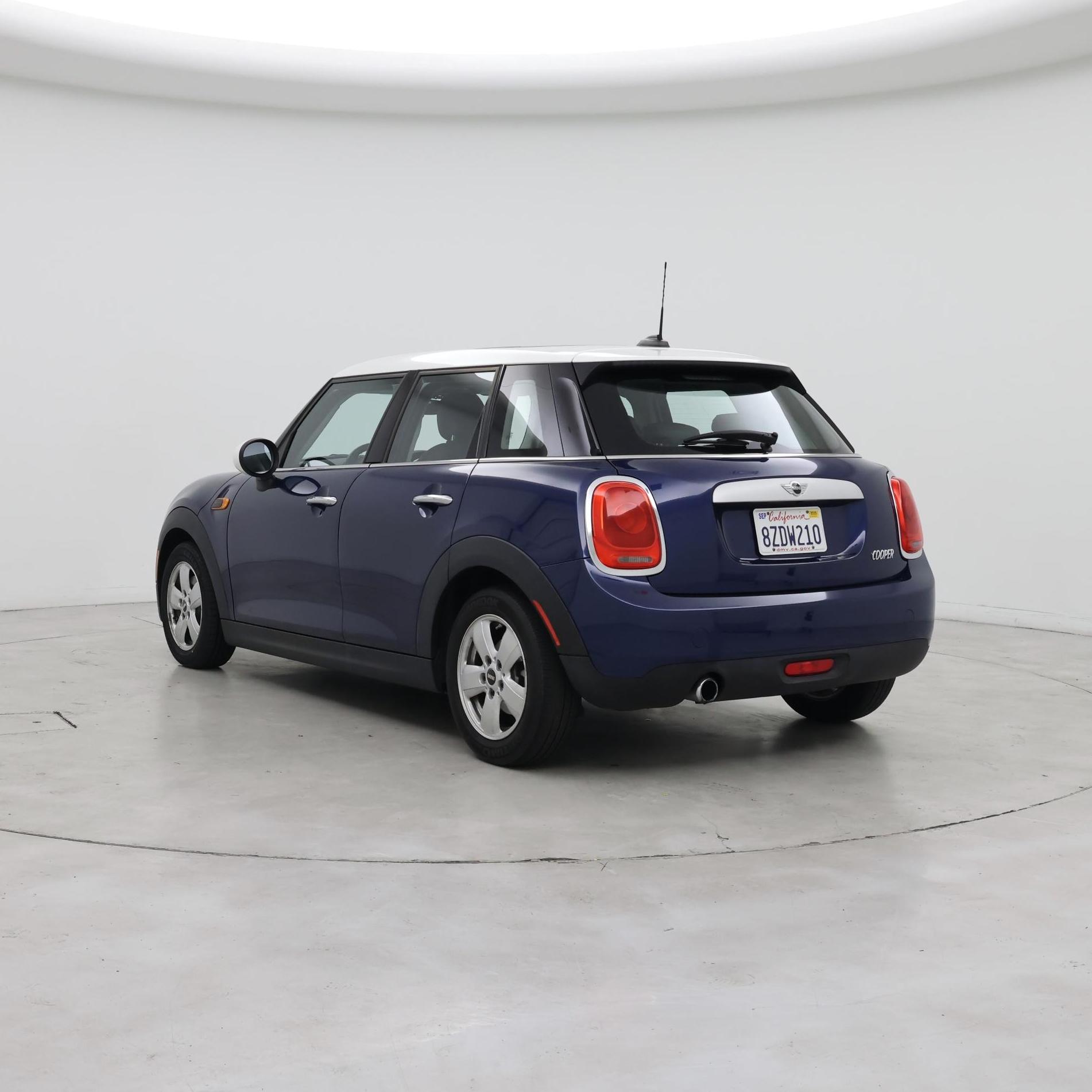 Thumbnail: 2015 MINI Cooper Hardtop - 2