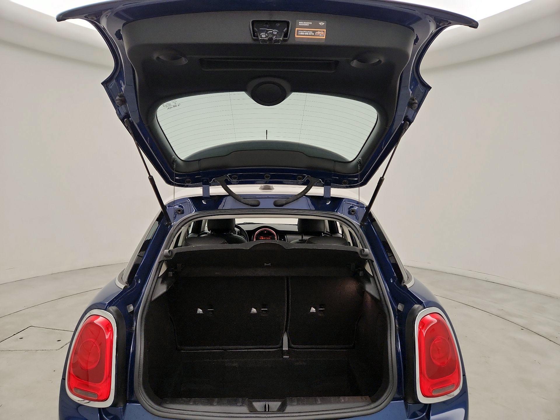 Thumbnail: 2015 MINI Cooper Hardtop - 20
