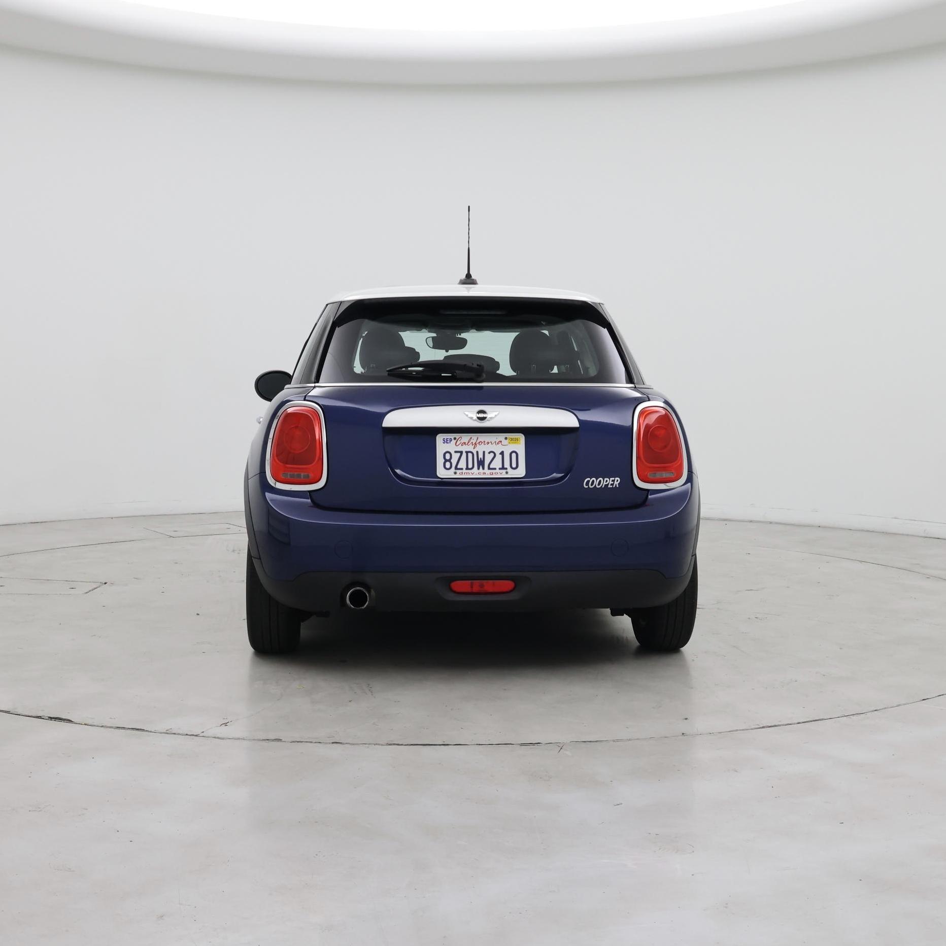 Thumbnail: 2015 MINI Cooper Hardtop - 6
